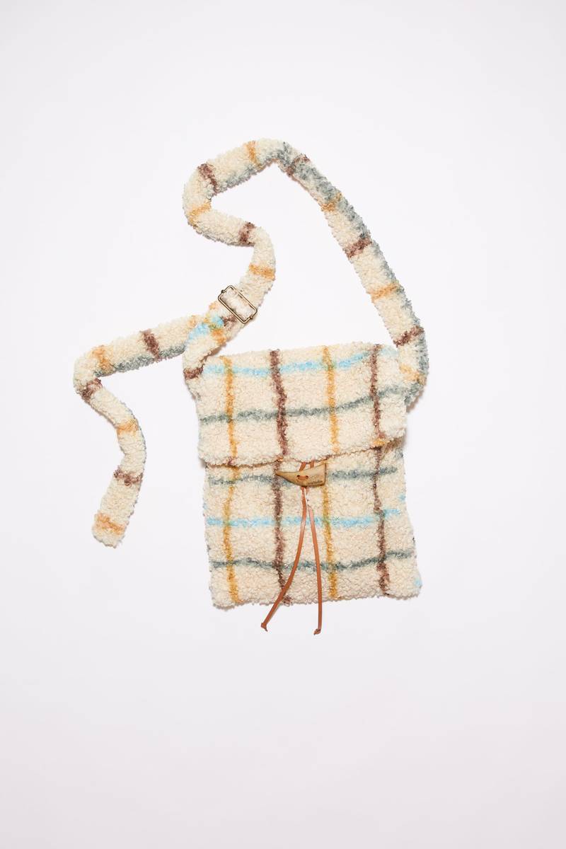 Fluffy check crossbody - Beige 1
