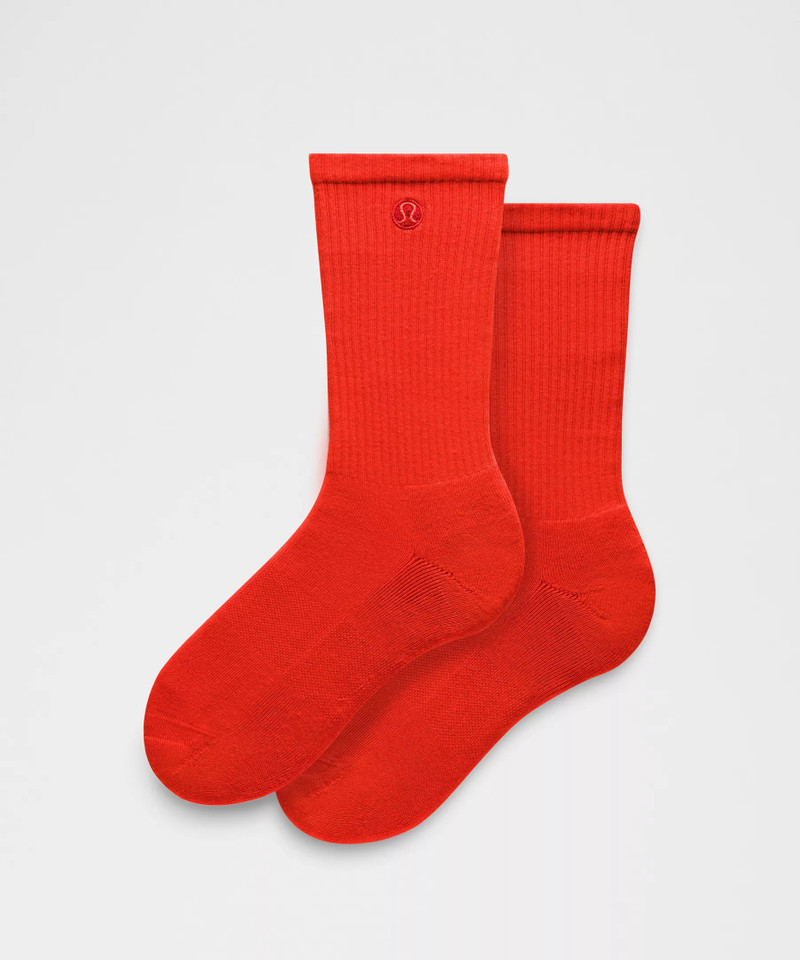 Unisex Daily Essential Crew Socks 1