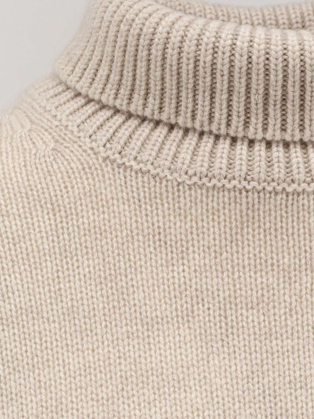 Lisa Yang Women Heidi Cashmere Turtleneck - 3