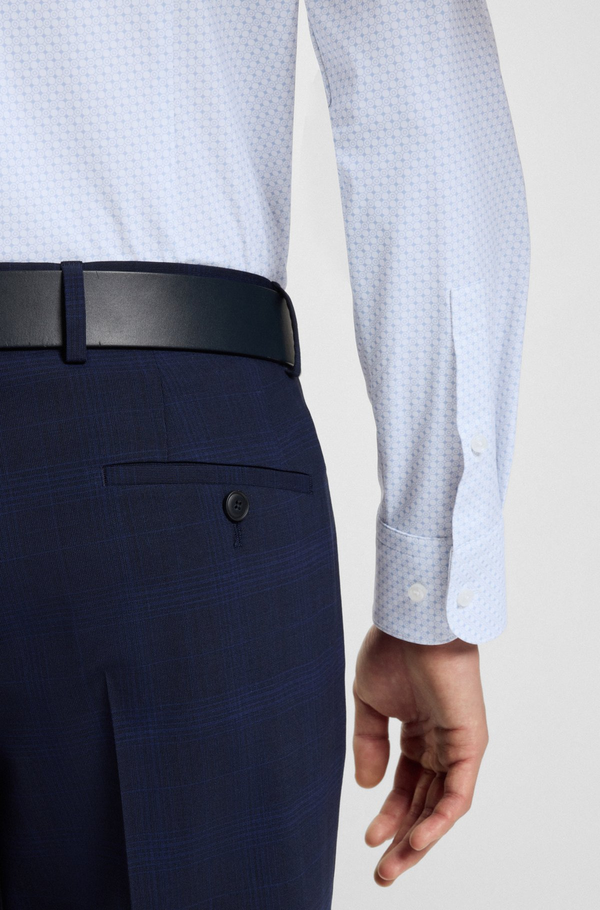 SLIM-FIT SHIRT IN PRINTED PERFORMANCE-STRETCH JERSEY - 6