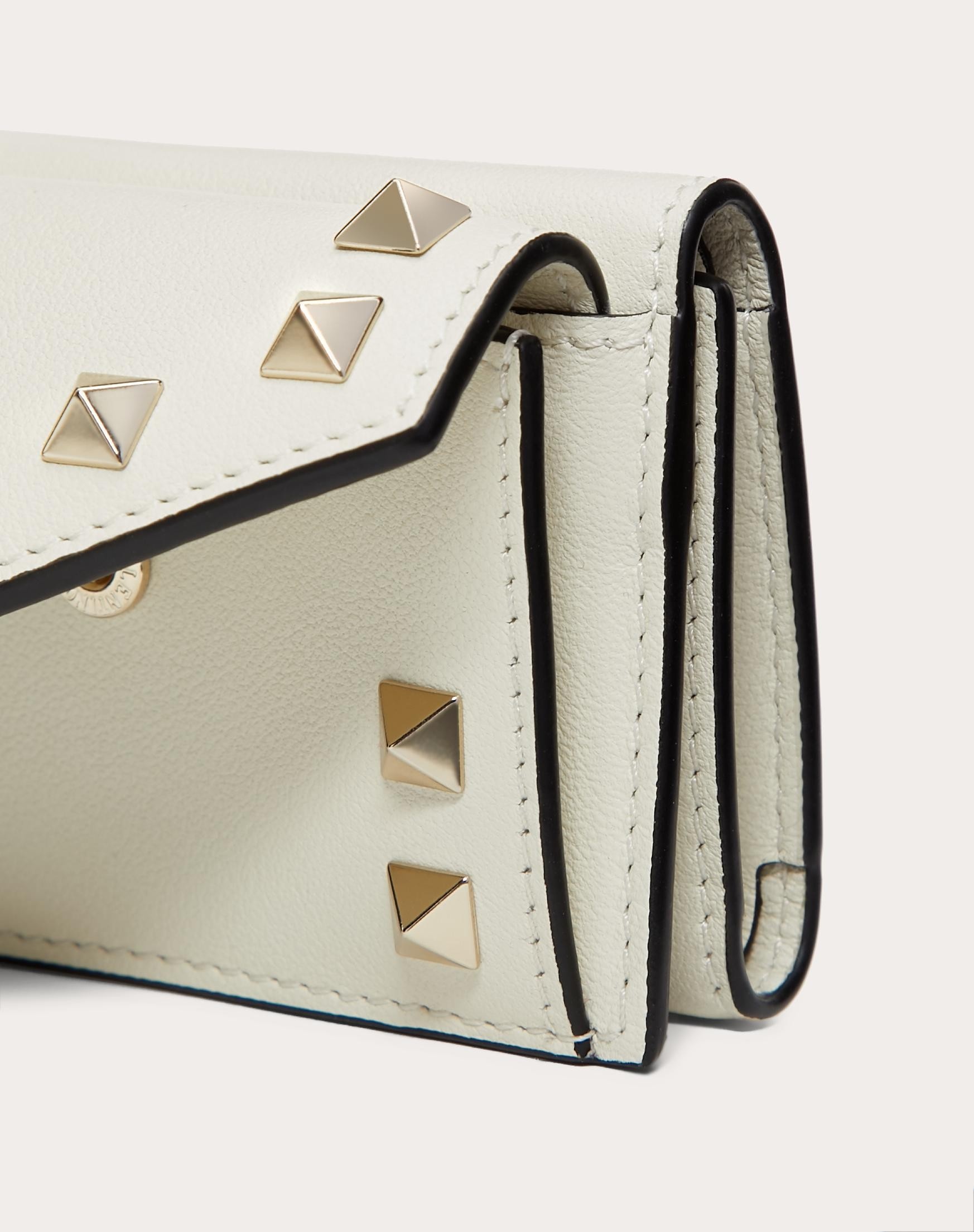 SMALL ROCKSTUD CALFSKIN WALLET - 2