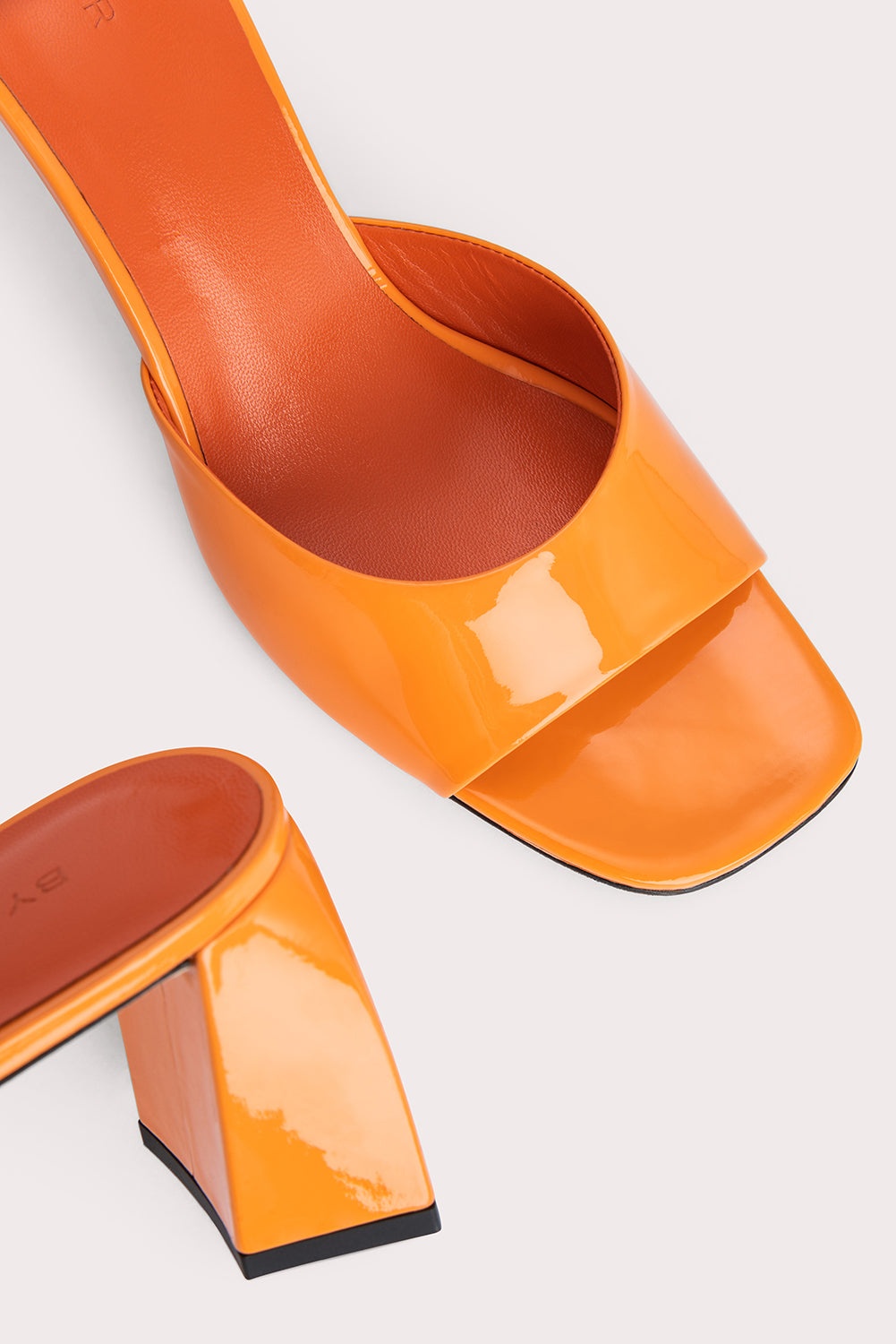 Romy Orange Patent Leather - 5