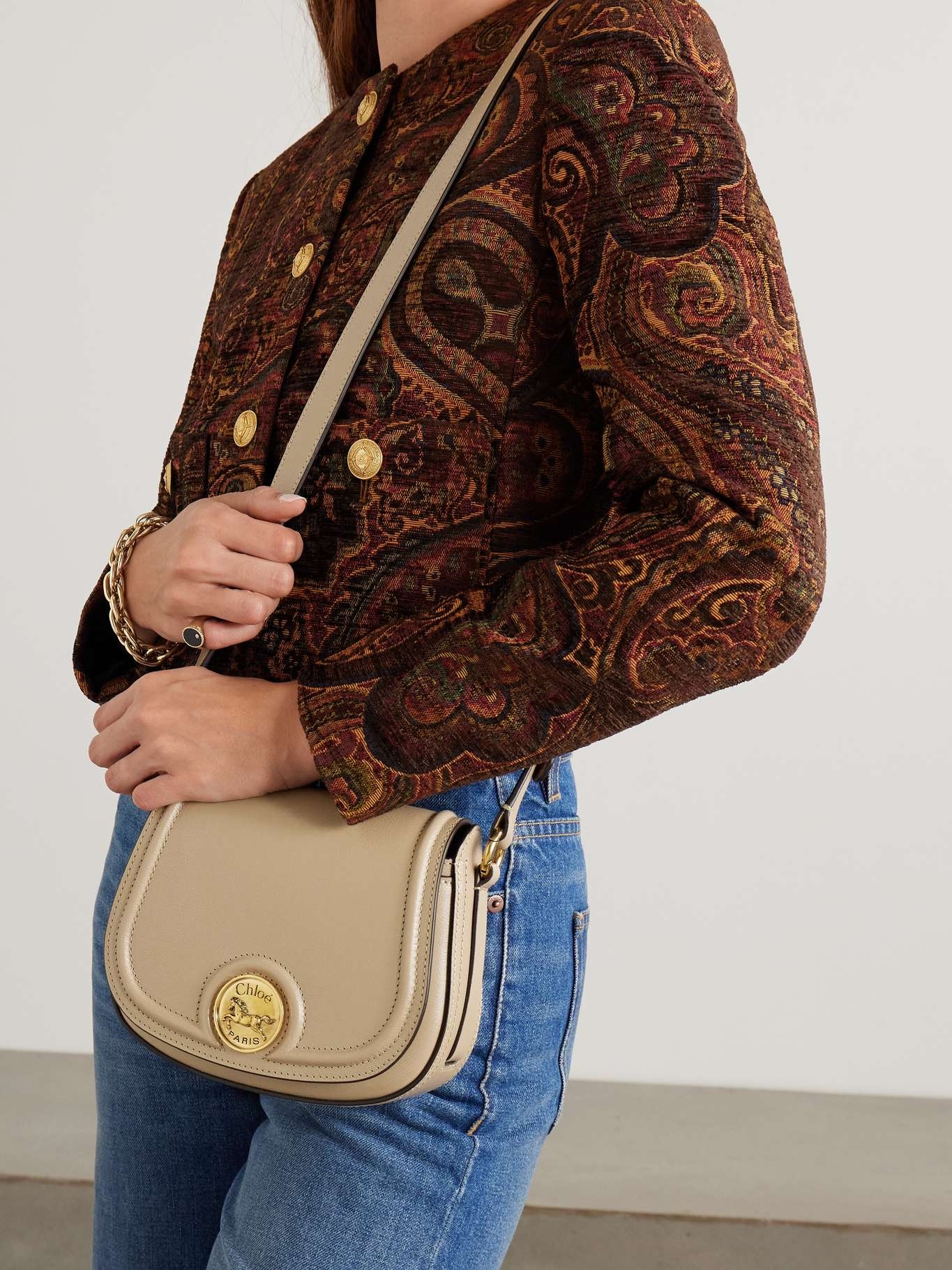 Horse Medal small textured-leather shoulder bag Beige - 2