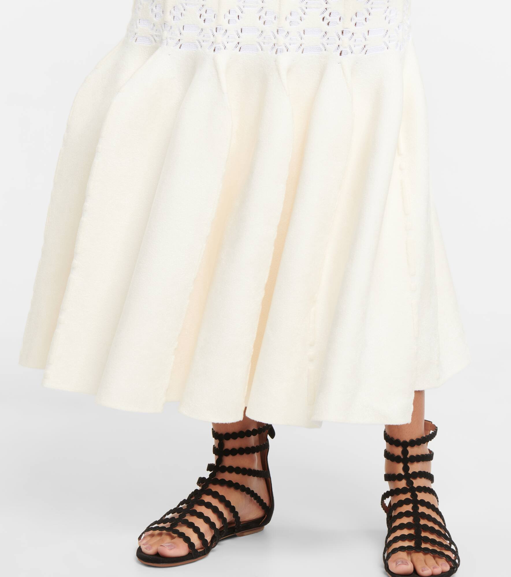 Off-shoulder velvet-trimmed maxi dress - 5