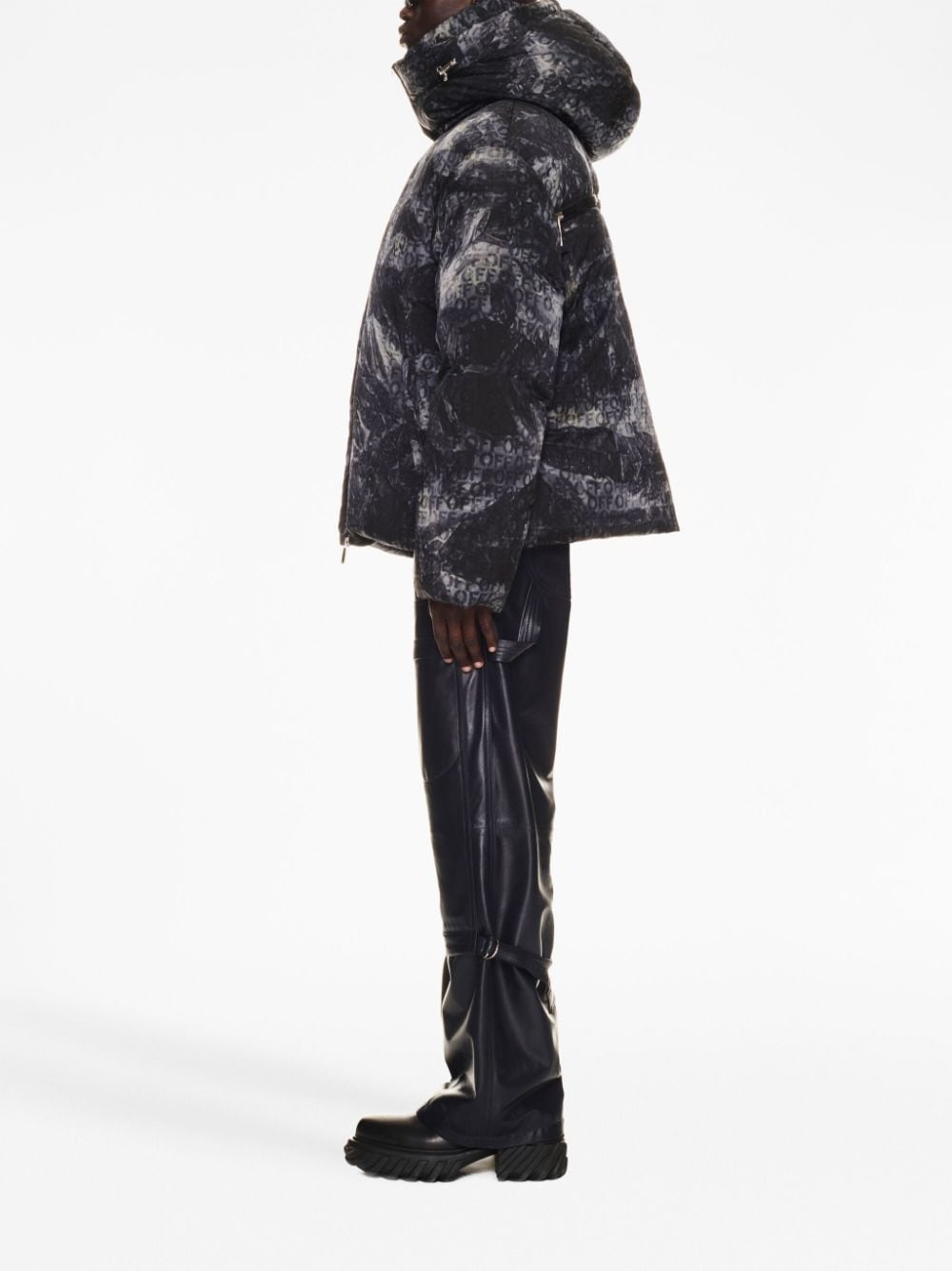 logo-jacquard puffer jacket - 3