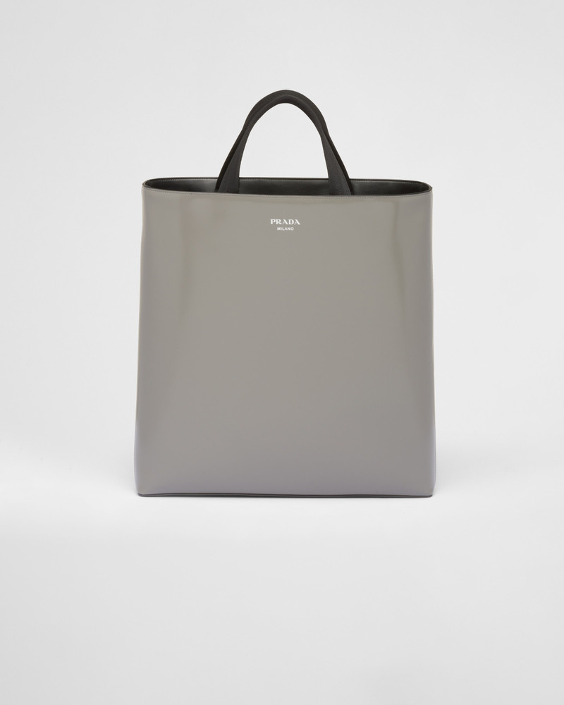 Brushed leather tote with water bottle 1