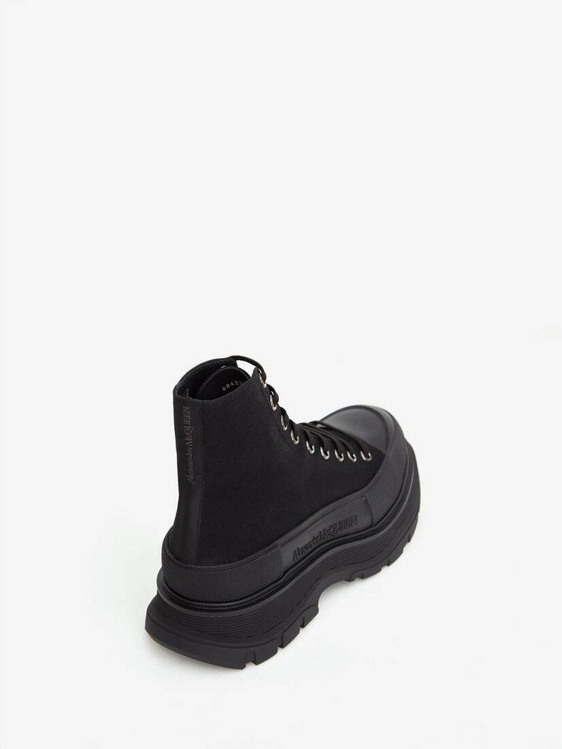 Alexander McQueen Men's Tread Slick Boot in Black outlook