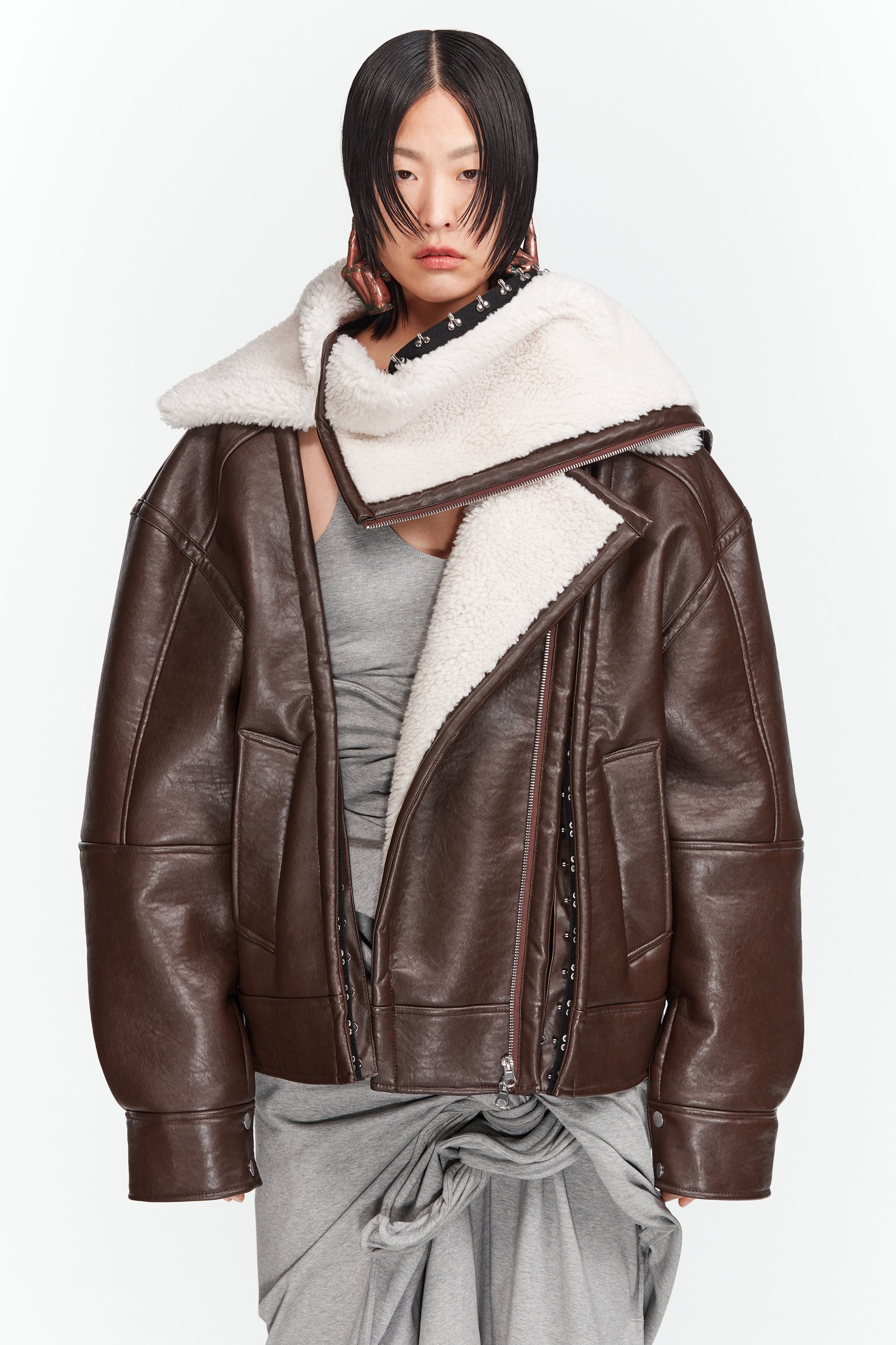 Hook and Eye Shearling Jacket - 4