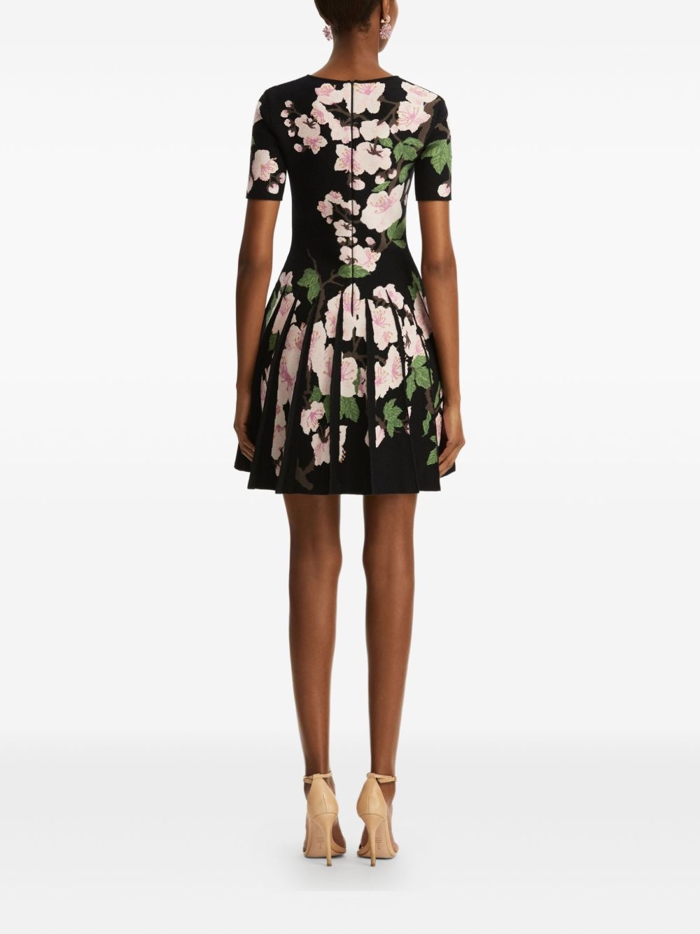 floral-print mini dress - 4