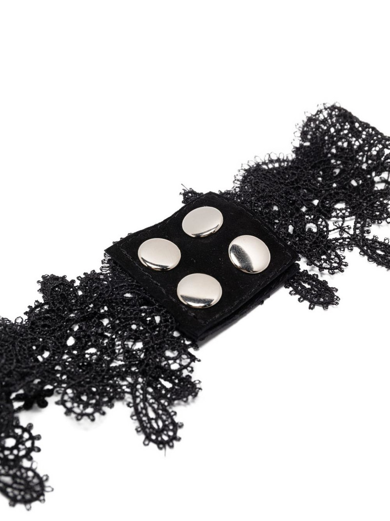 lace-embellished choker necklace 3