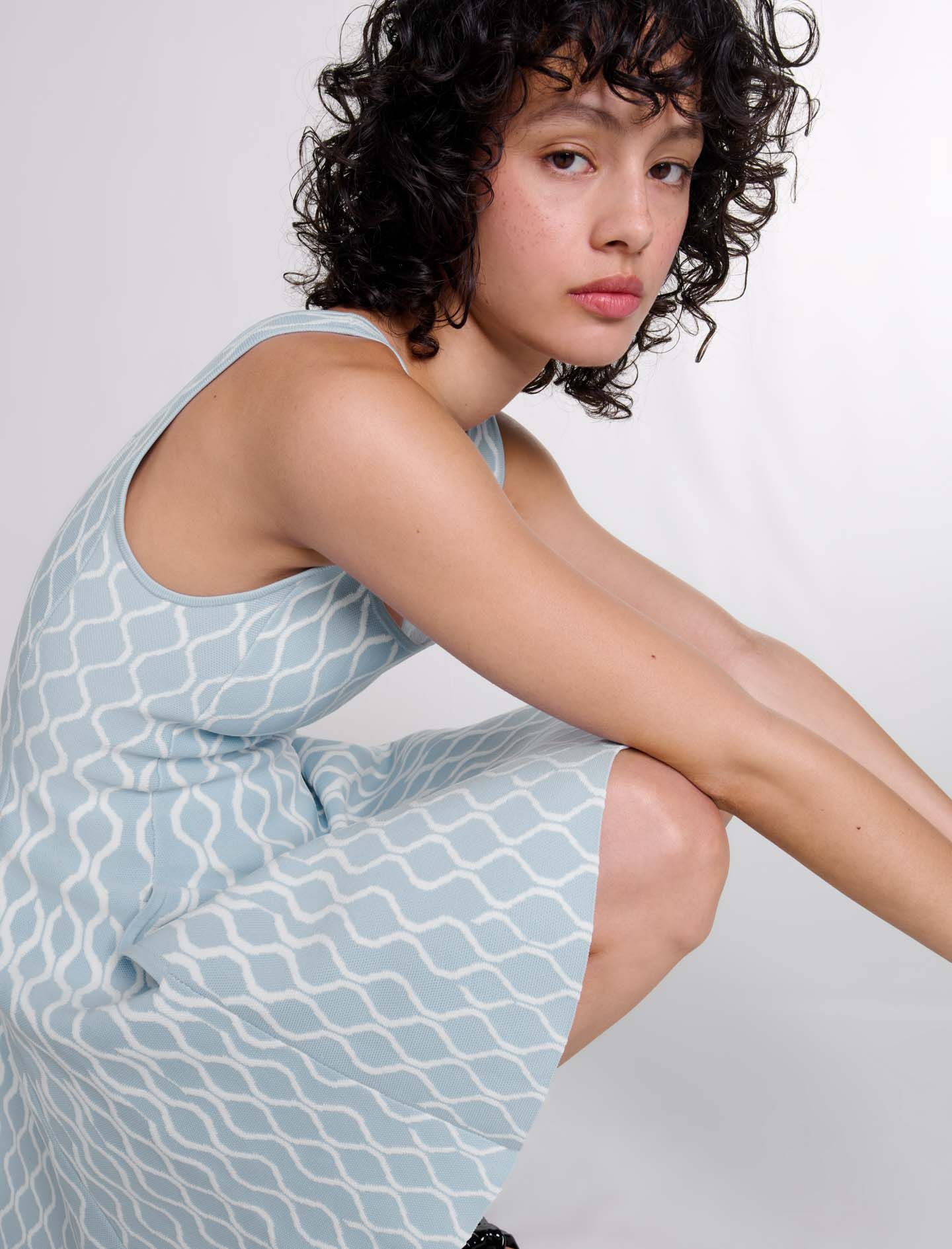Jacquard knit short dress - 6