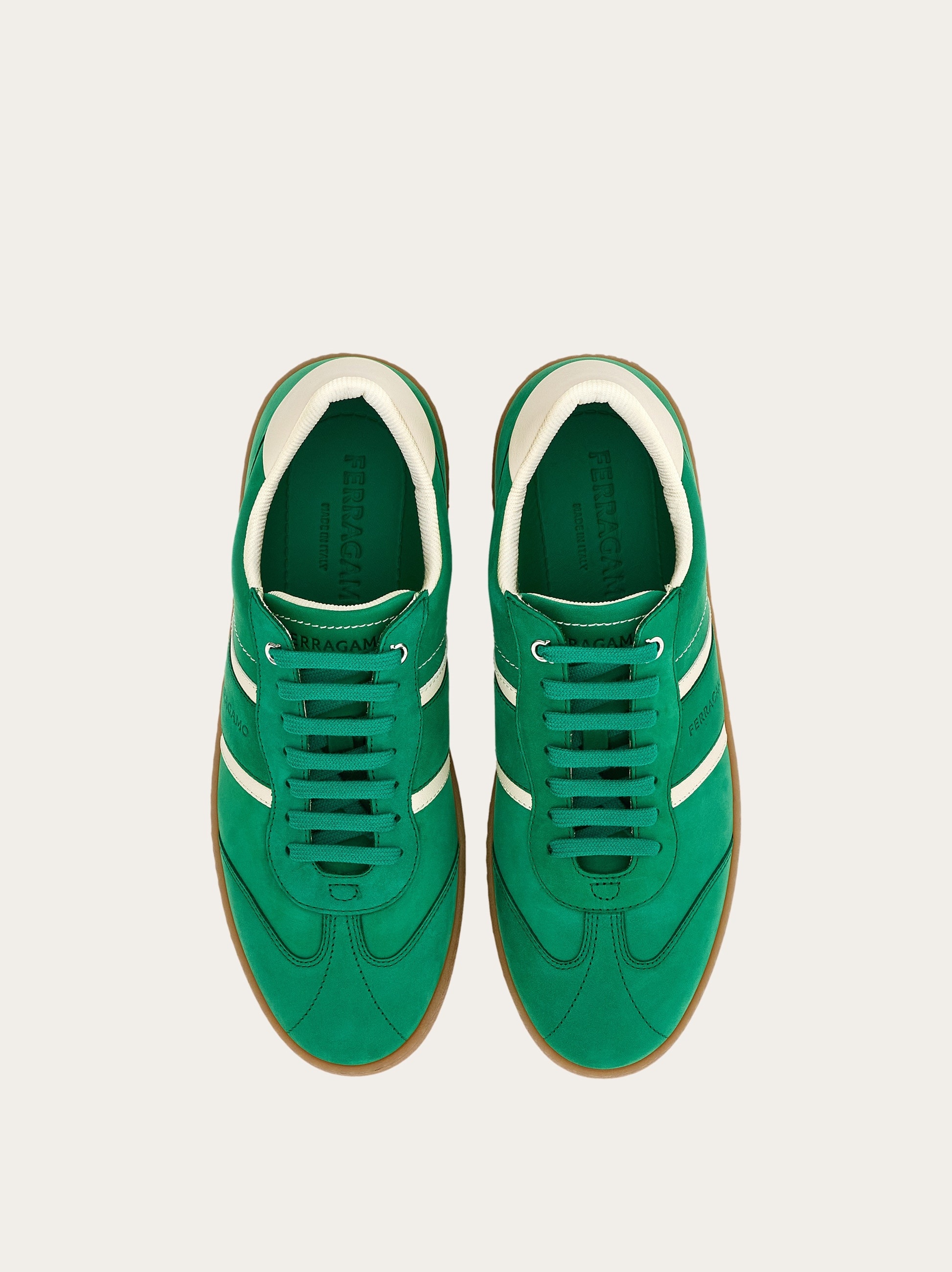 Low top sneaker with signature - 2
