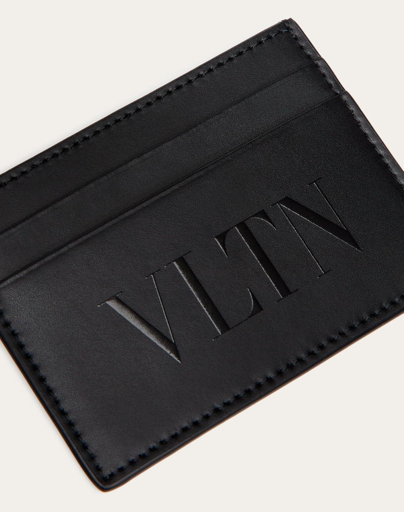Valentino VLTN CARDHOLDER outlook