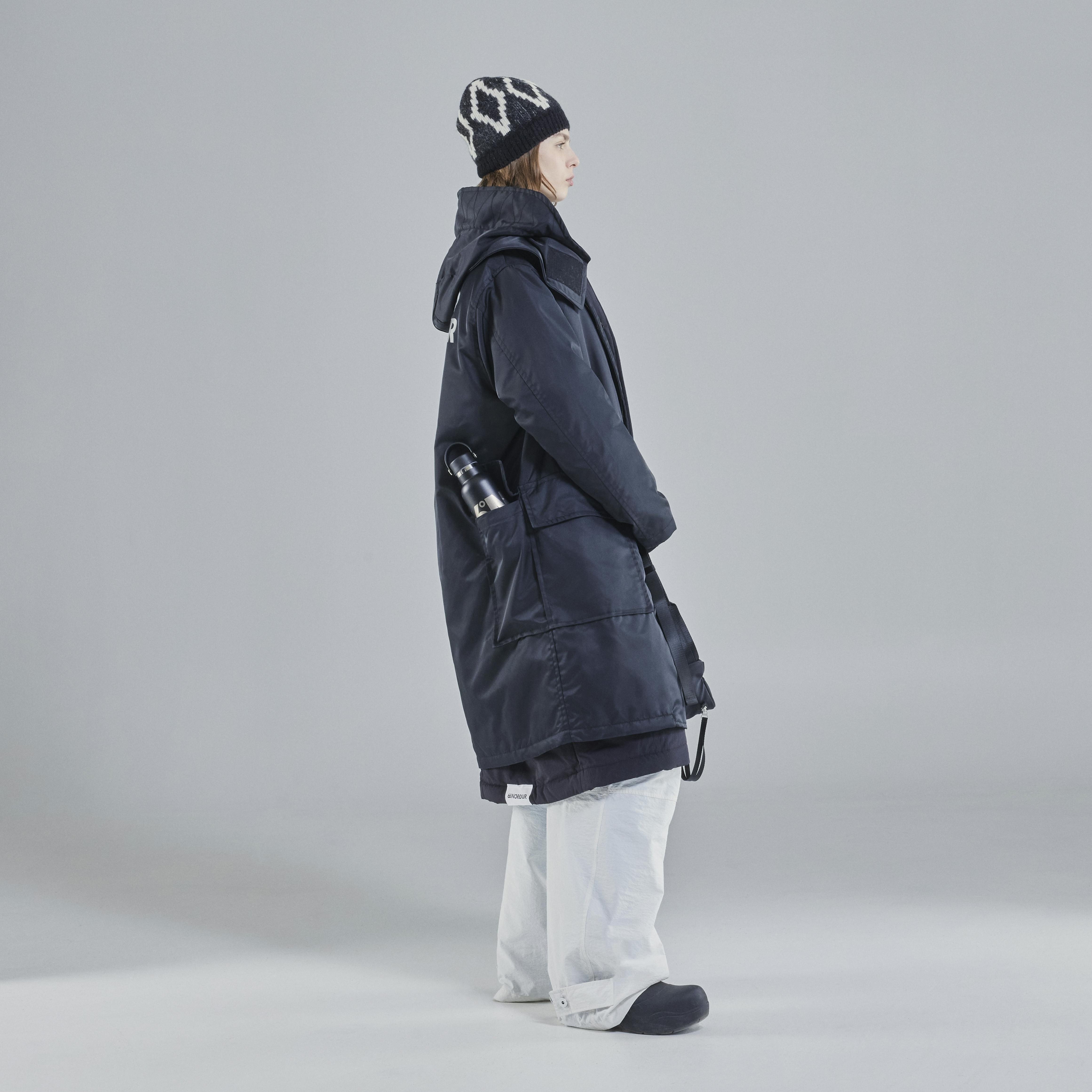 Hringbraut Coat (Unisex) - 5