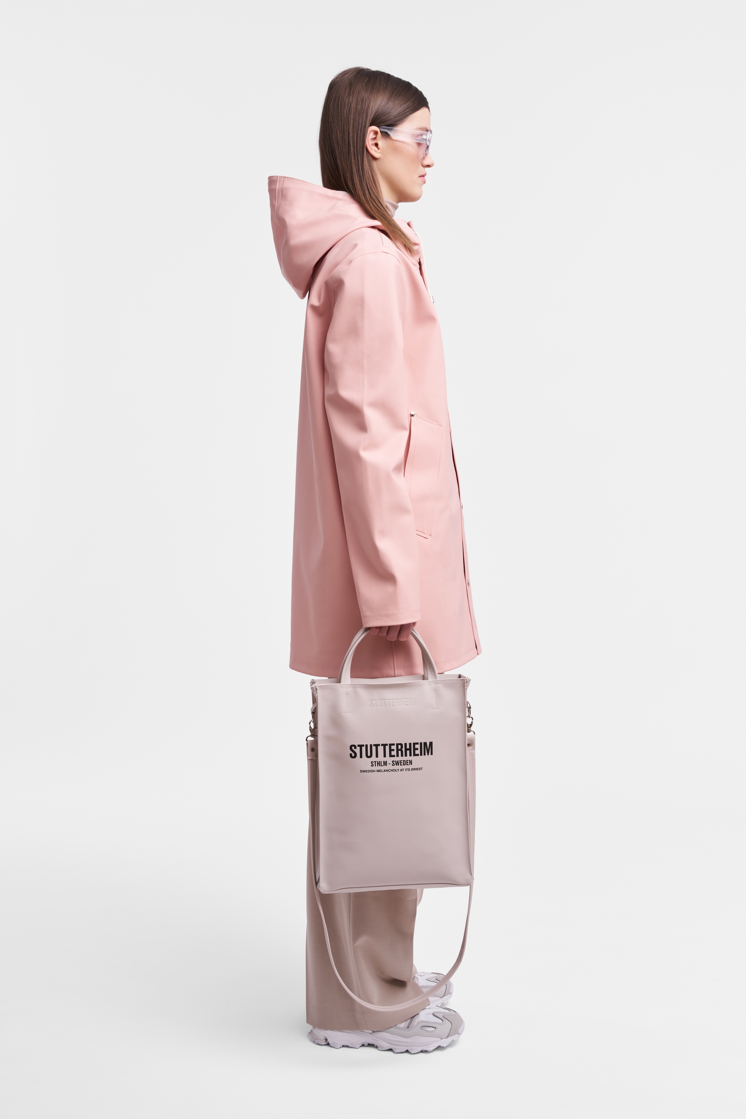 Stockholm Raincoat Pale Pink - 11