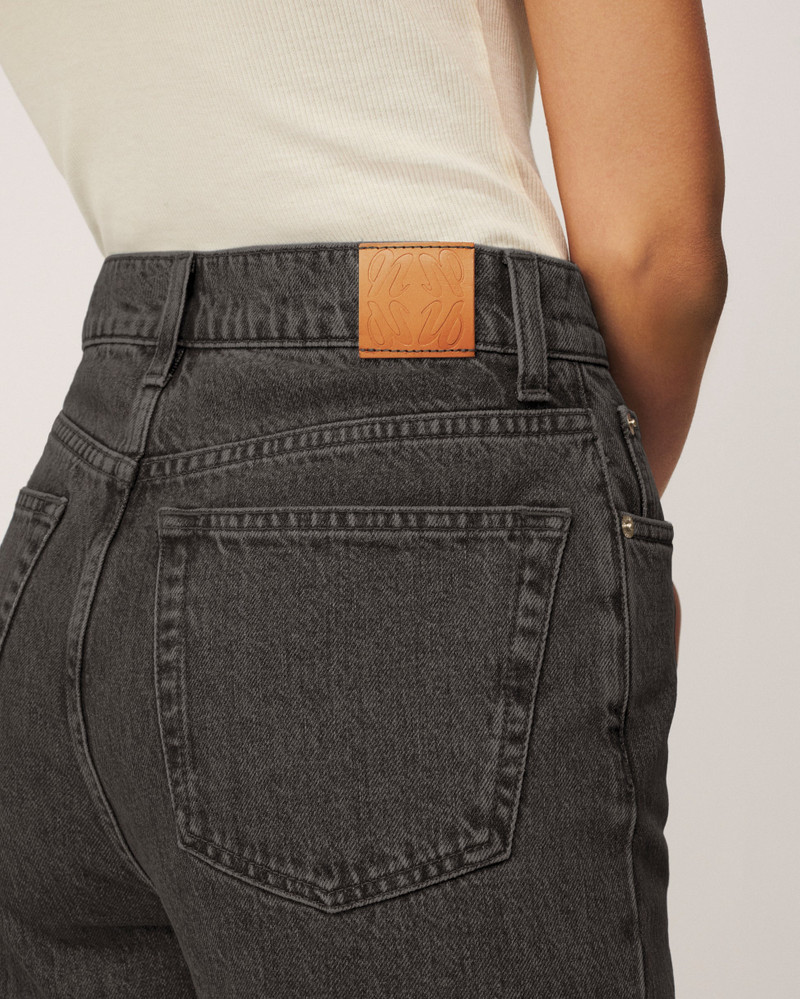 Straight Leg Jeans 4