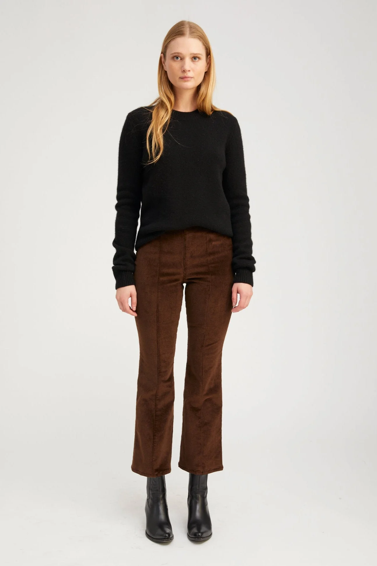 AMERICANO CORDUROY ANKLE FLARE WITH PRINCESS SEAMS - 1