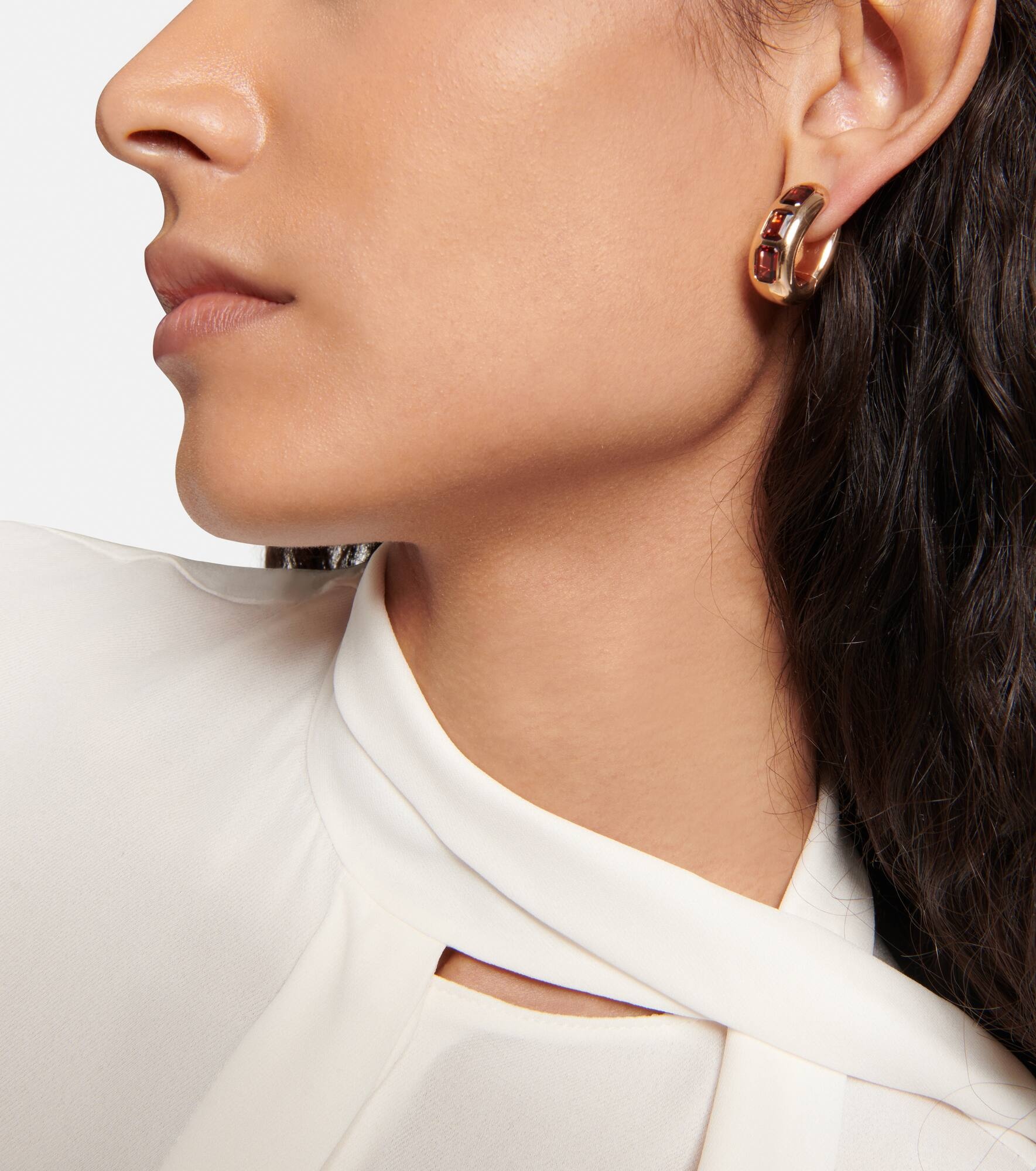 Iconica 18kt rose gold earrings with pyrope garnets - 5