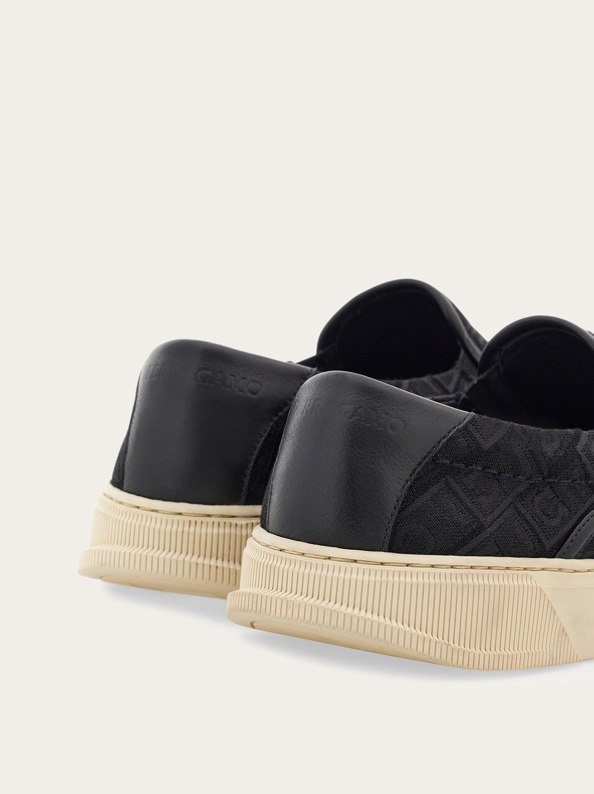 Slip-on sneaker - 4