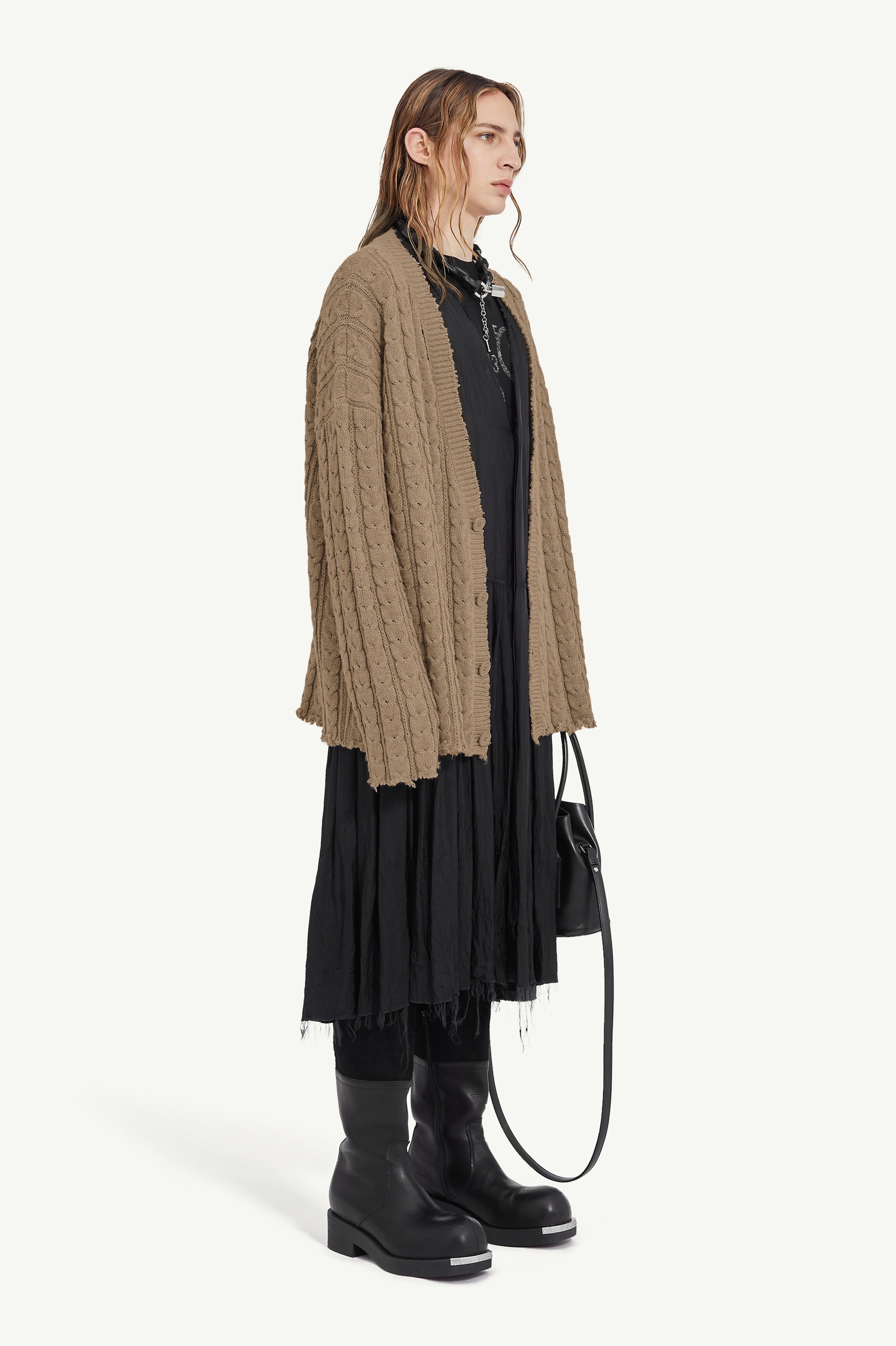V-neck cardigan - 8
