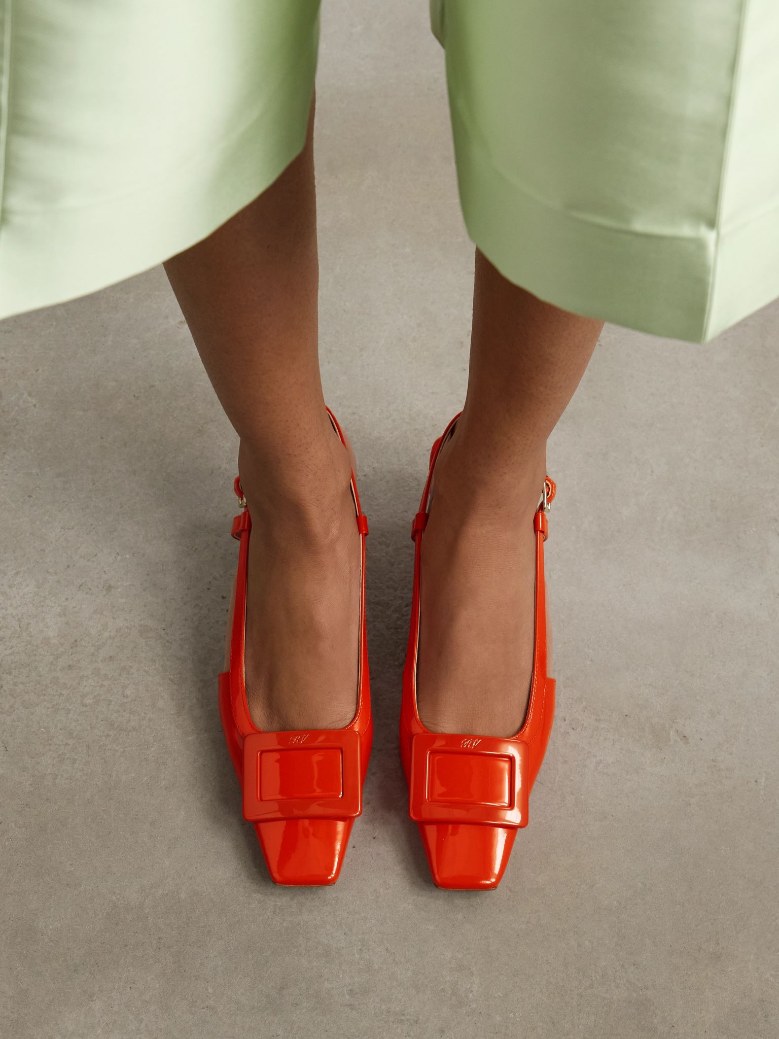 Belle Vivier 45 patent-leather slingback pumps Coral - 2