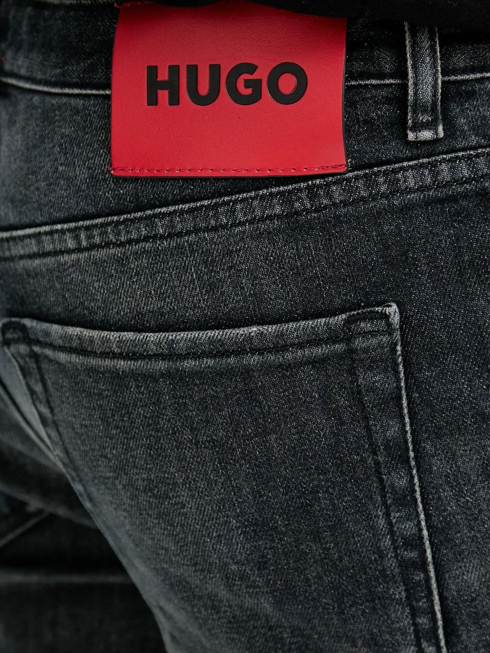 straight-leg jeans - 4