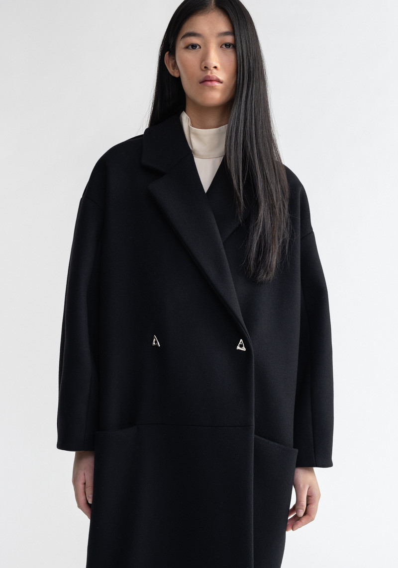 AERON NOCHE
Wool blend maxi coat outlook