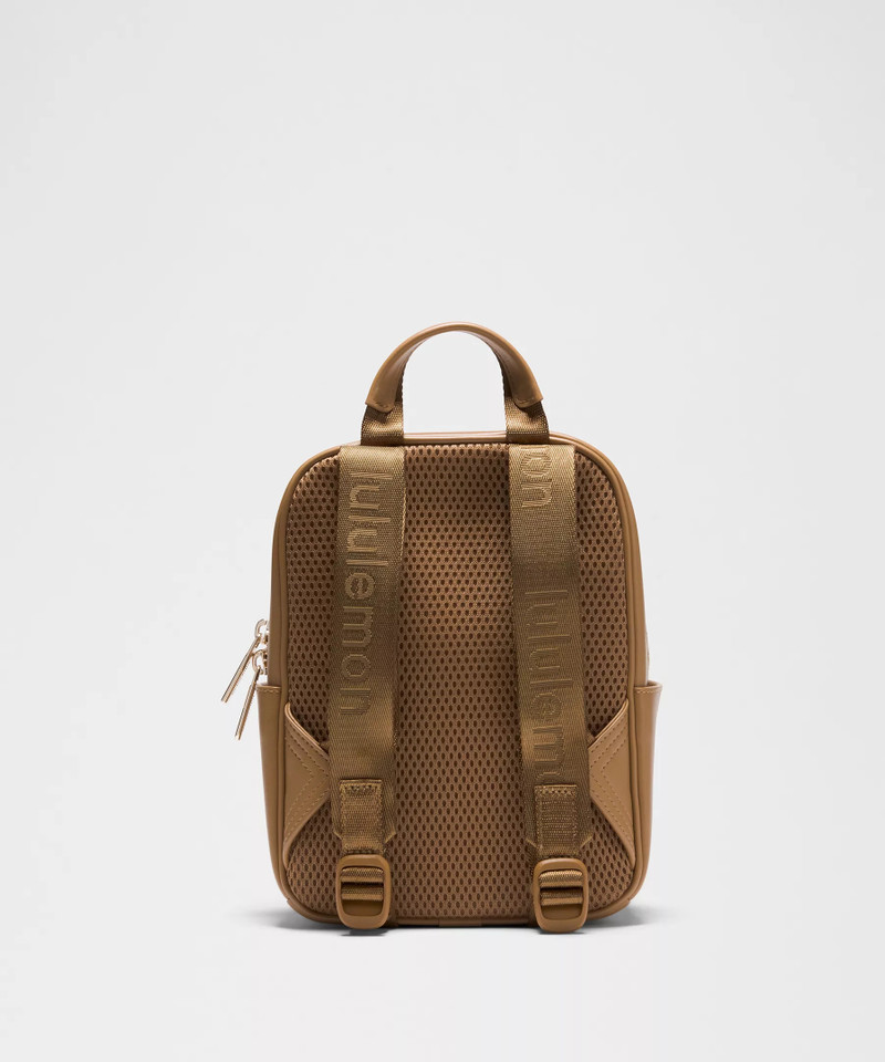 Everywhere Backpack Mini 4L *Smooth Leather Alternative 3