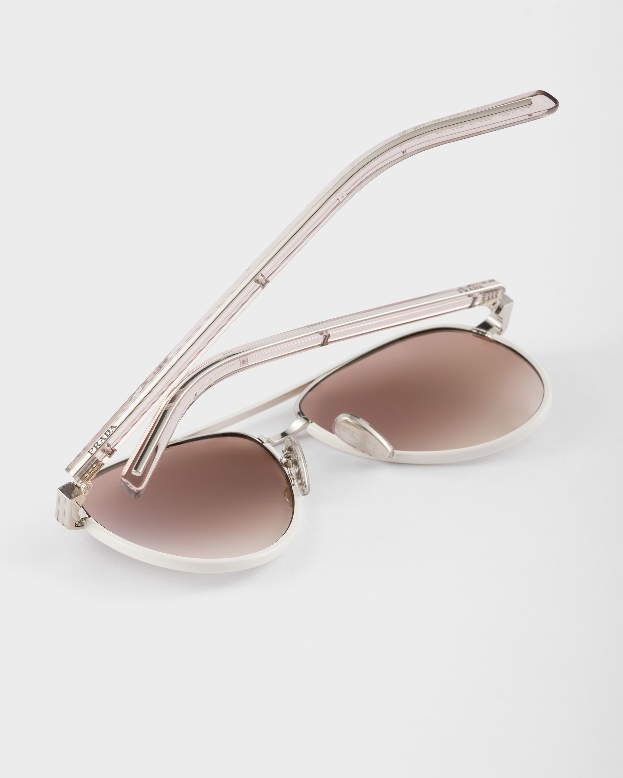 Prada sunglasses with the iconic metal plaque - 5