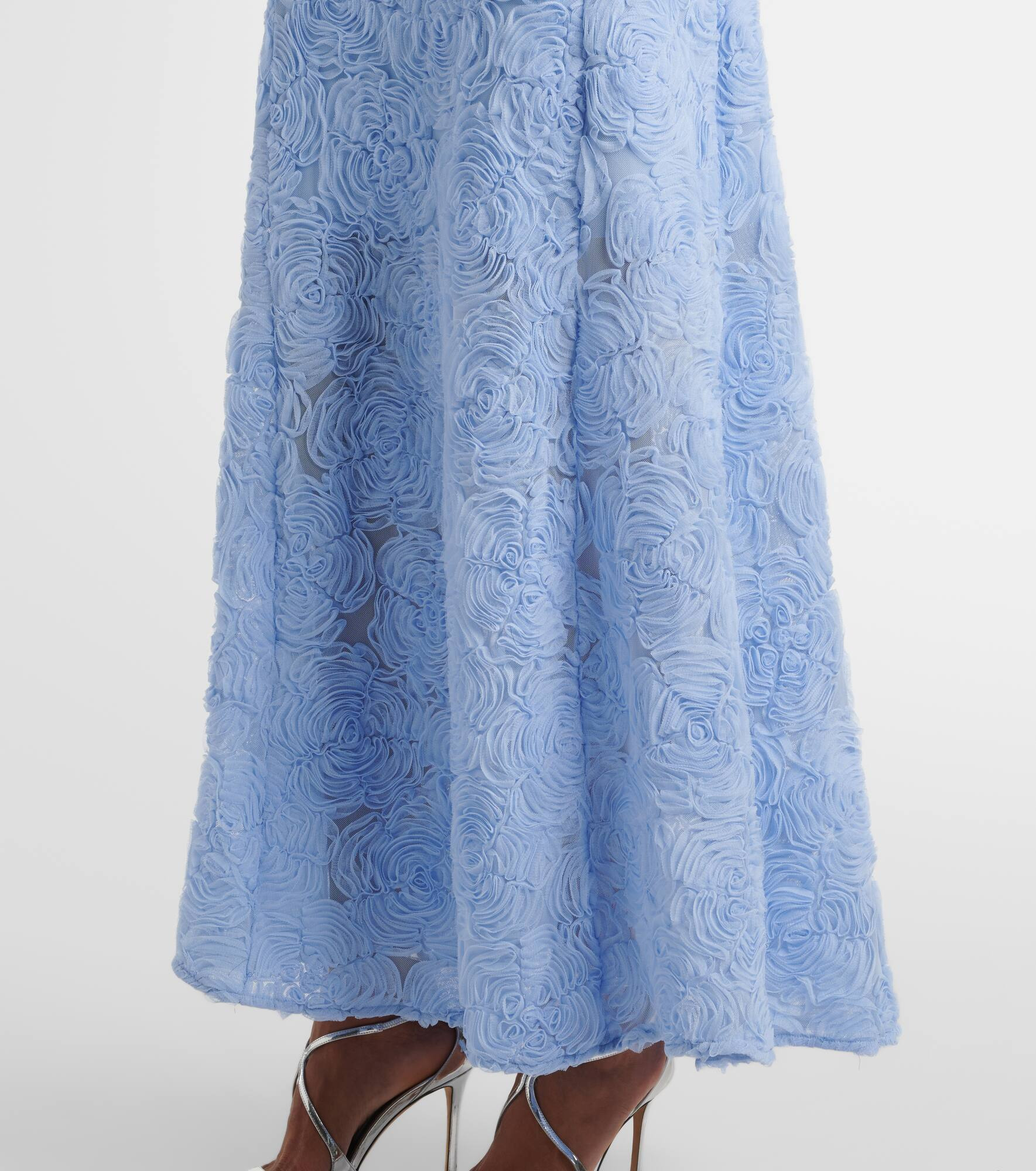 Floral embroidered mesh maxi dress - 5