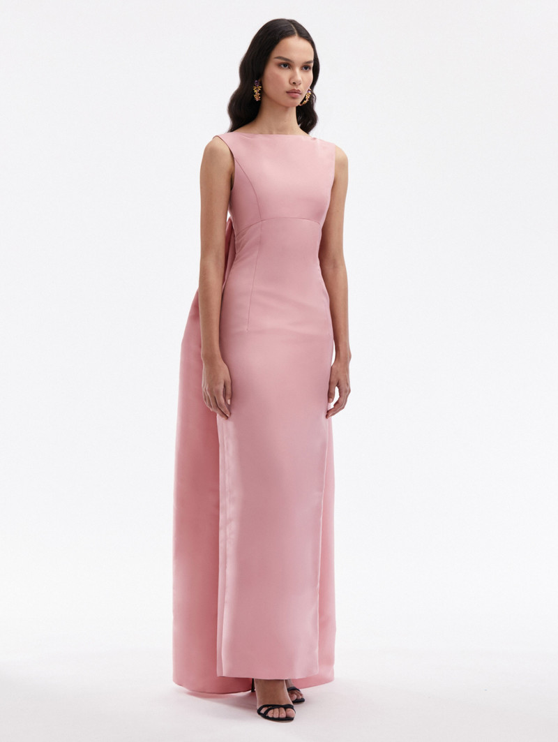 DRAPED 뒷면 FAILLE GOWN 3