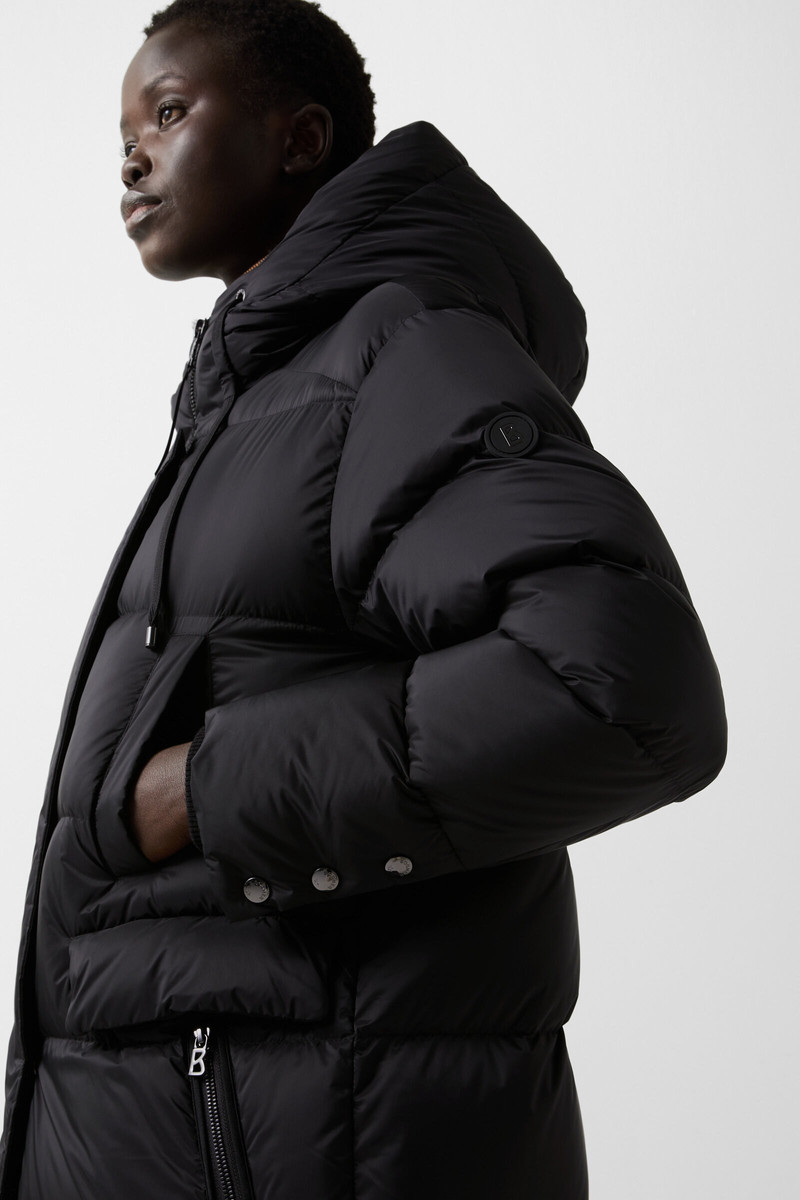 Jonna down coat in Black 7