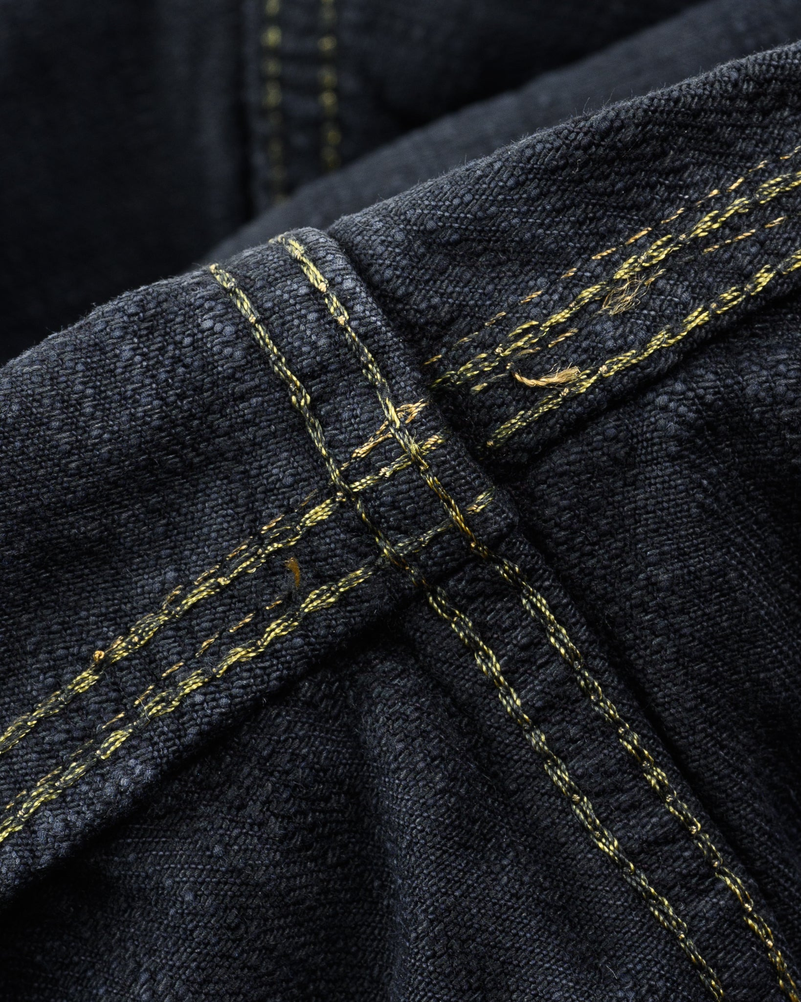 IH-526J-SLBod 16oz Slubby Selvedge Denim Type III Jacket - Indigo Overdyed Black - 18