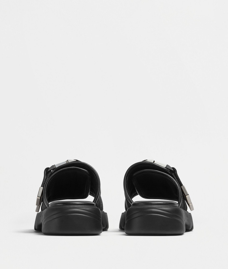 Bottega Veneta flash outlook