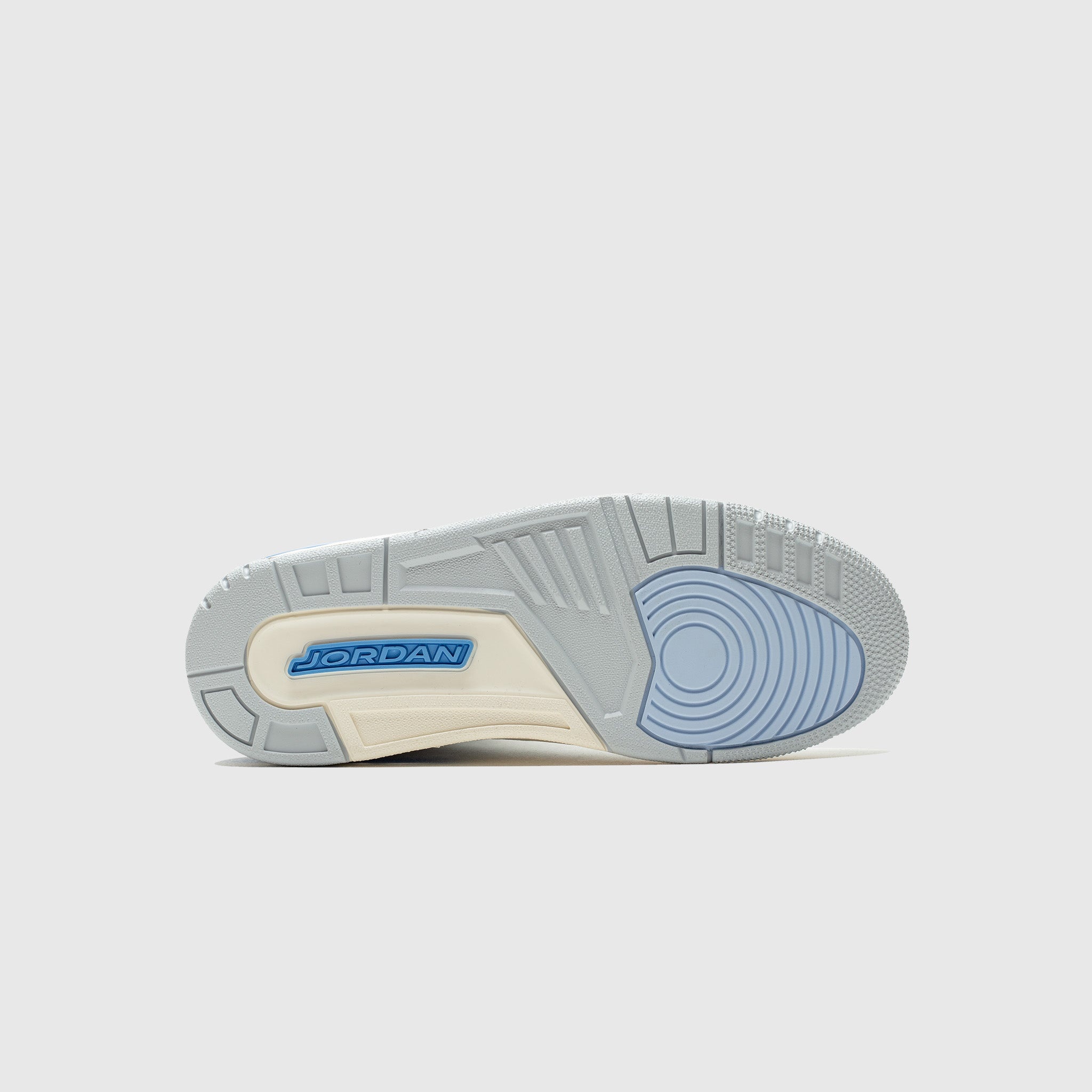 AIR JORDAN 3 RETRO "LUCKY SHORTS" - 6