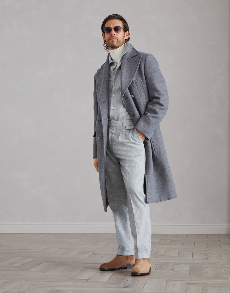 Wool double beaver cloth one-and-a-half-breasted coat with patch pockets and metal buttons 5