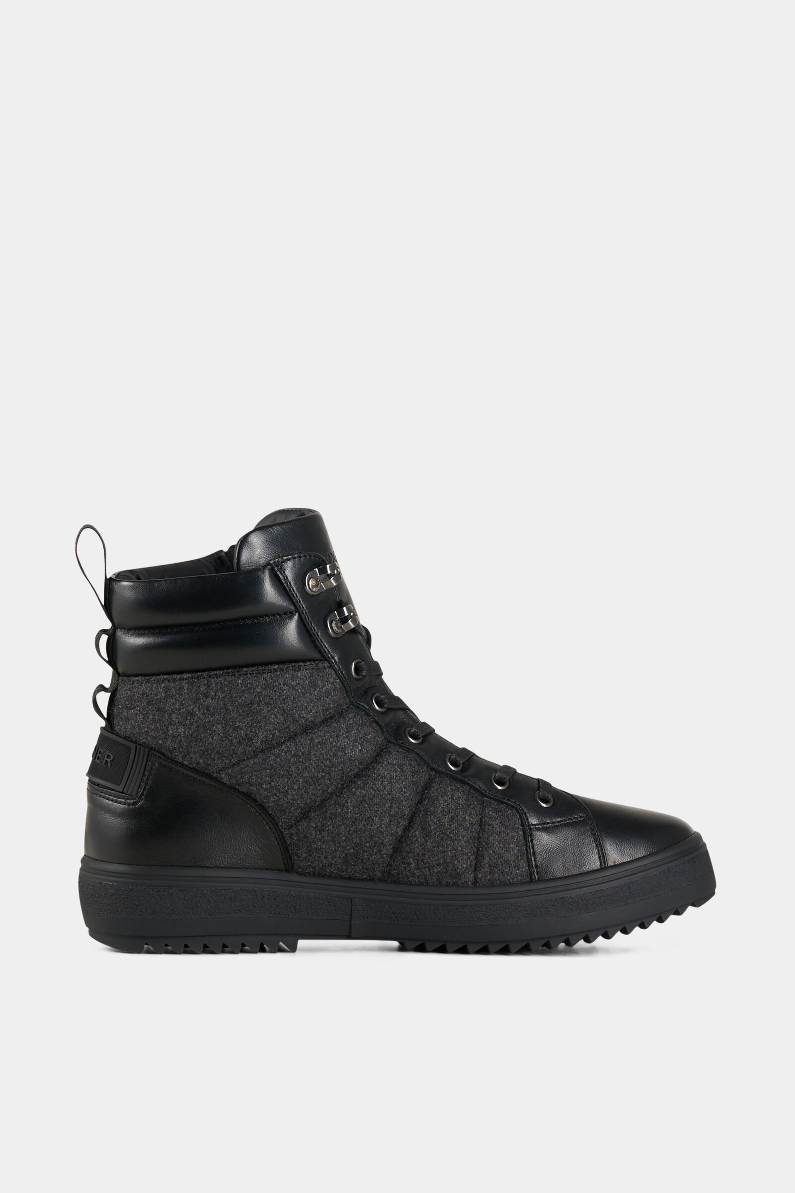 Anchorage Lace-up boots with spikes in Black - 2