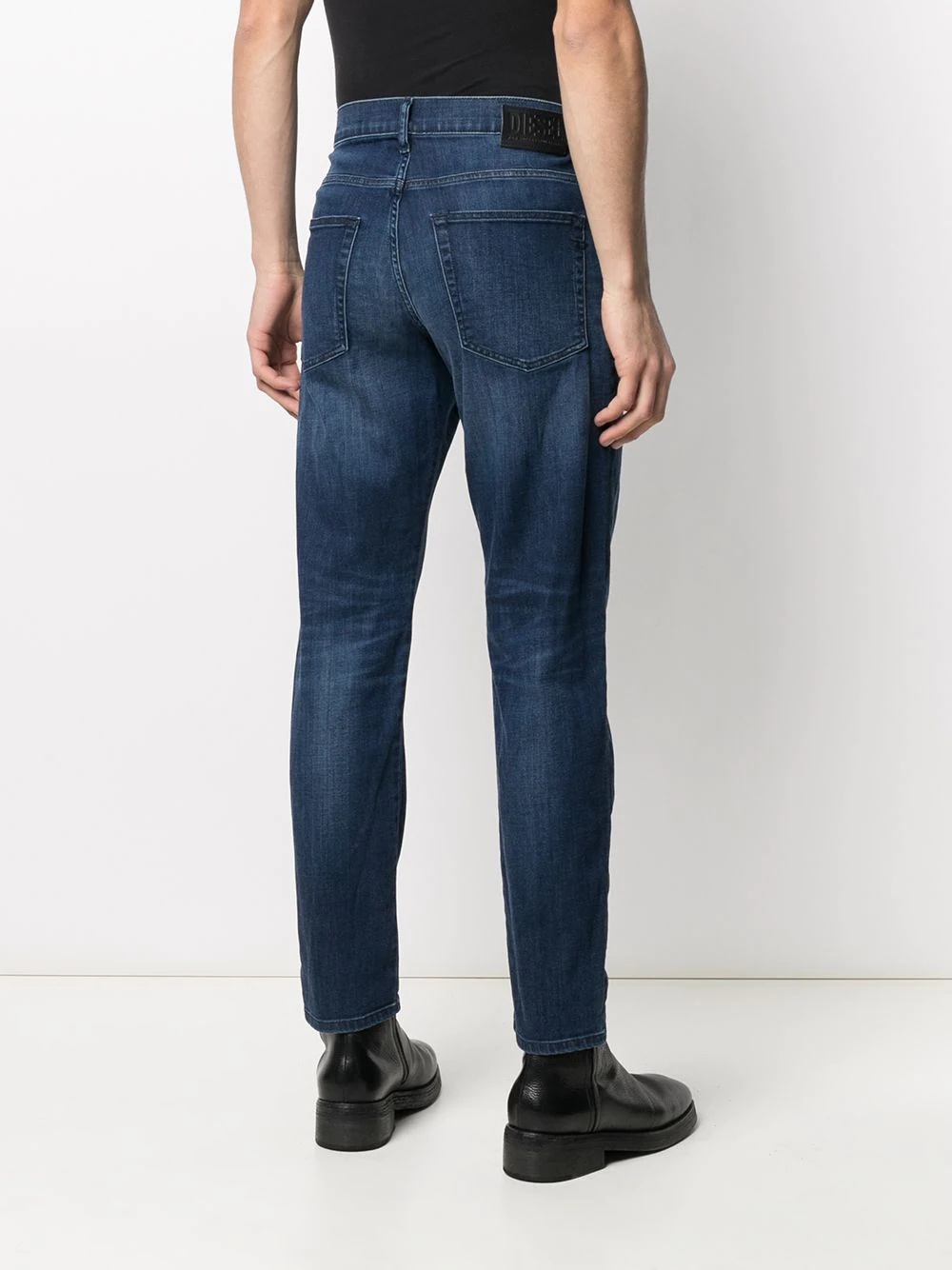 D-Fining mid-rise tapered jeans - 4