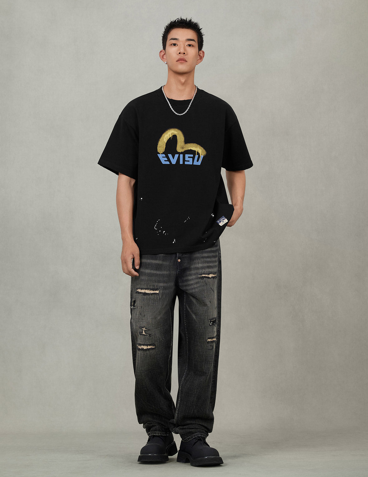 Graffiti-Style Seagull and Logo Print Relax Fit T-Shirt - 5