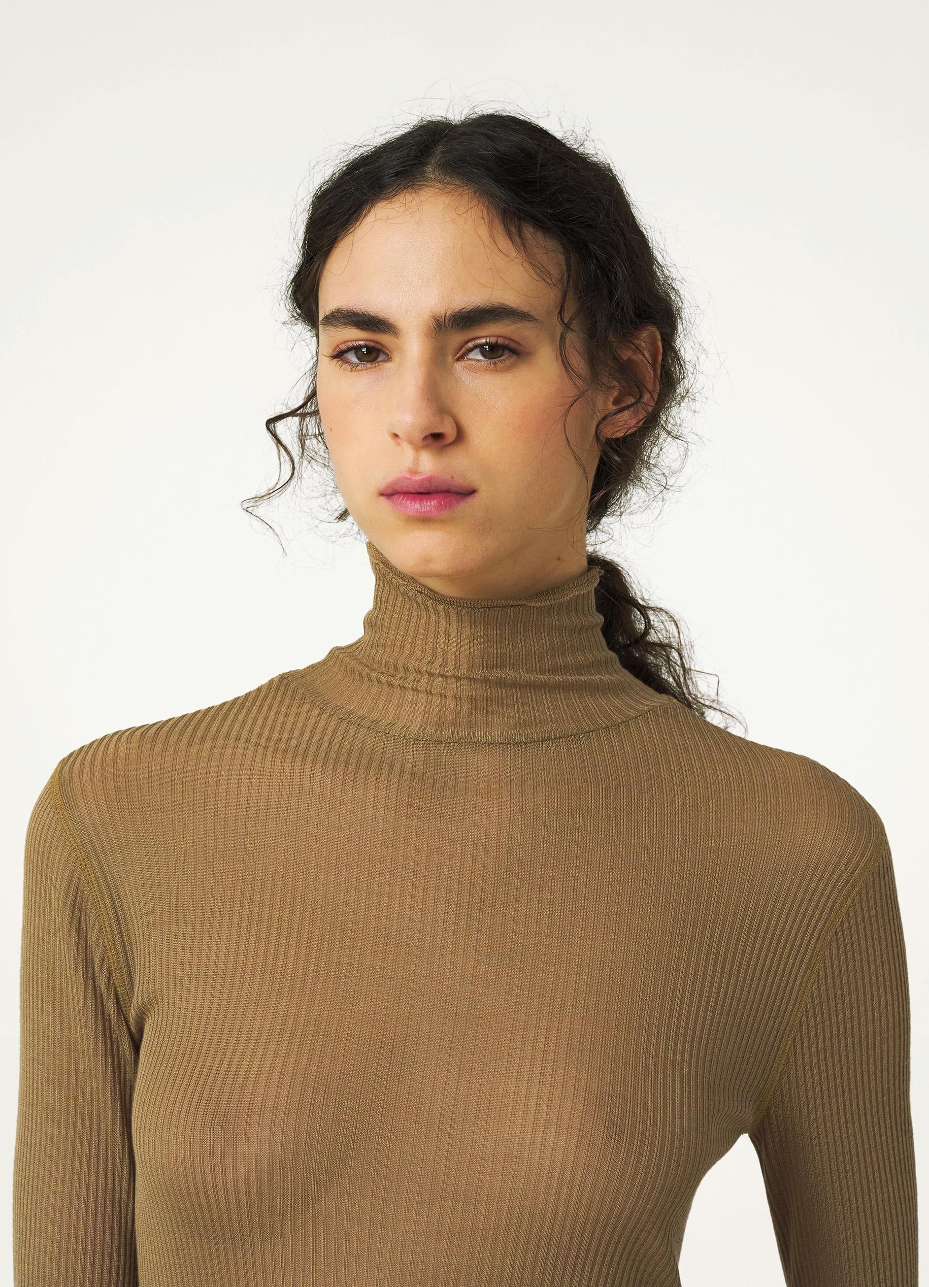 SEAMLESS LONG SLEEVE HIGH NECK - 4