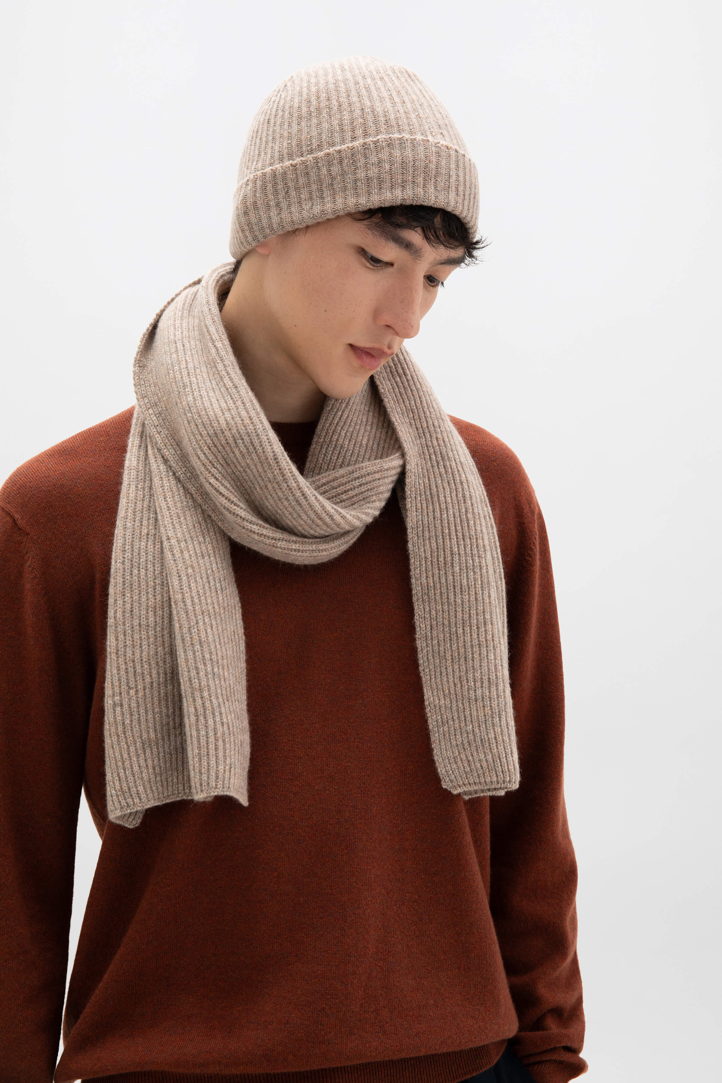 Ribbed Natural Cashmere Beanie - 5