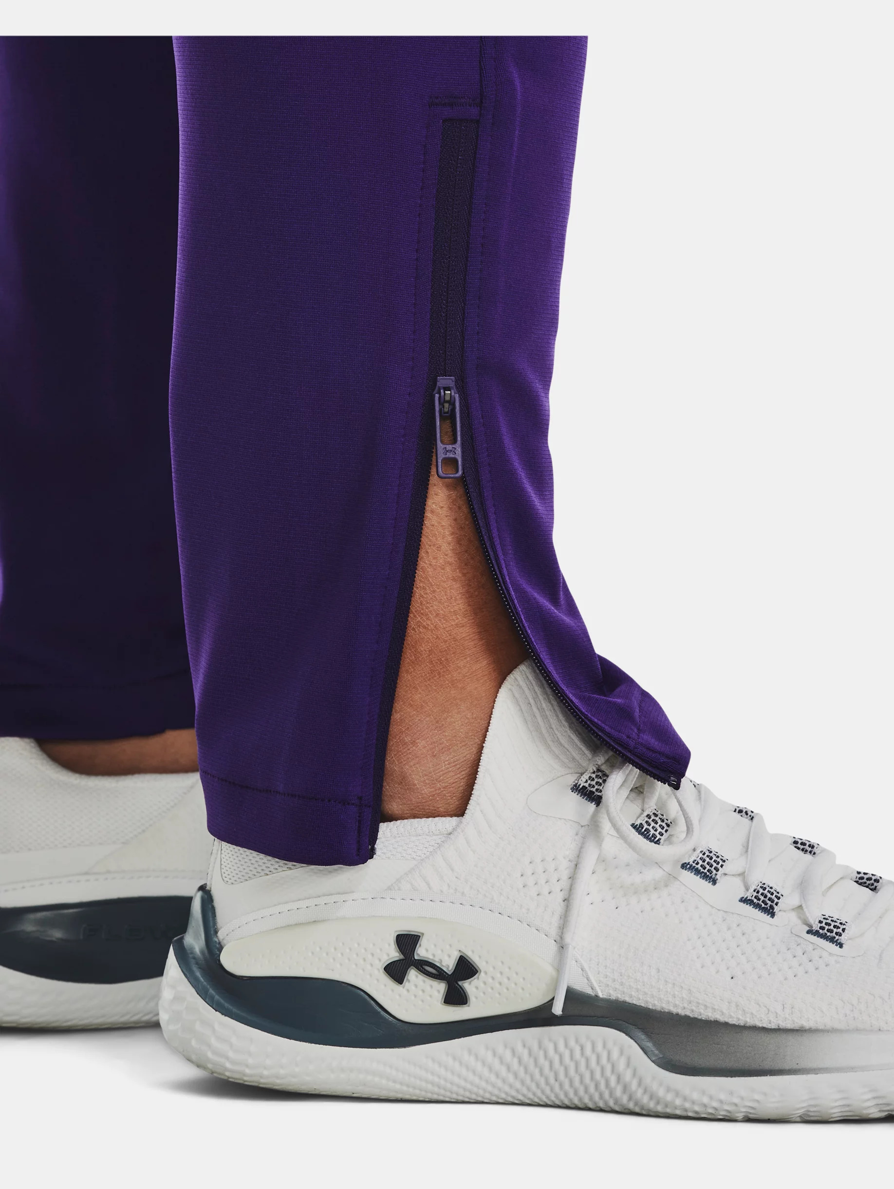 Women's UA Knit Warm Up Team Pants - 6