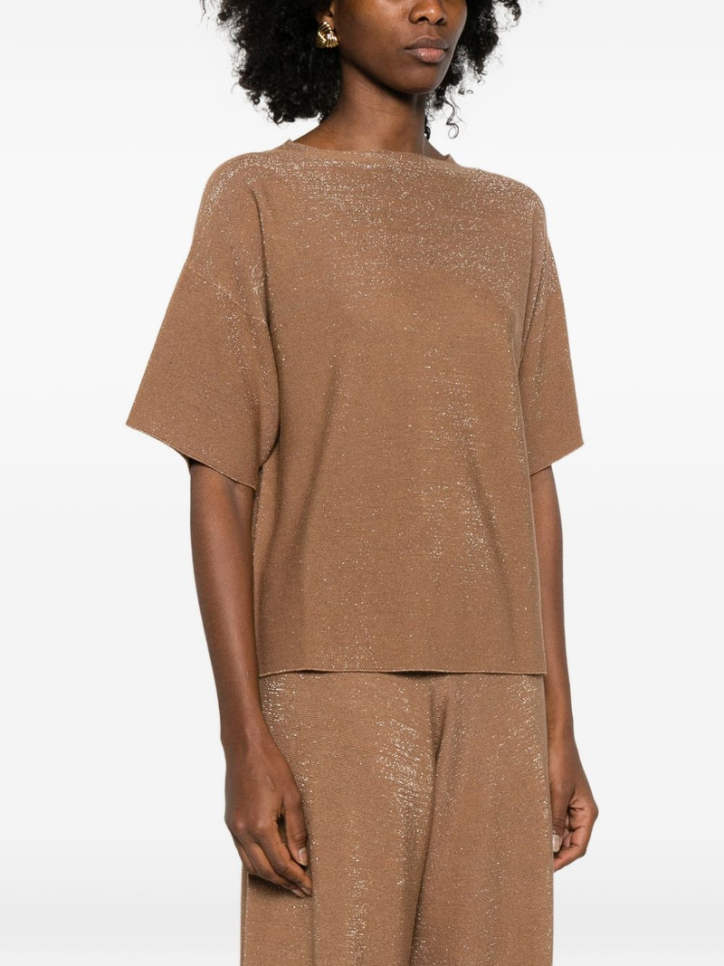 round-neck T-shirt 3
