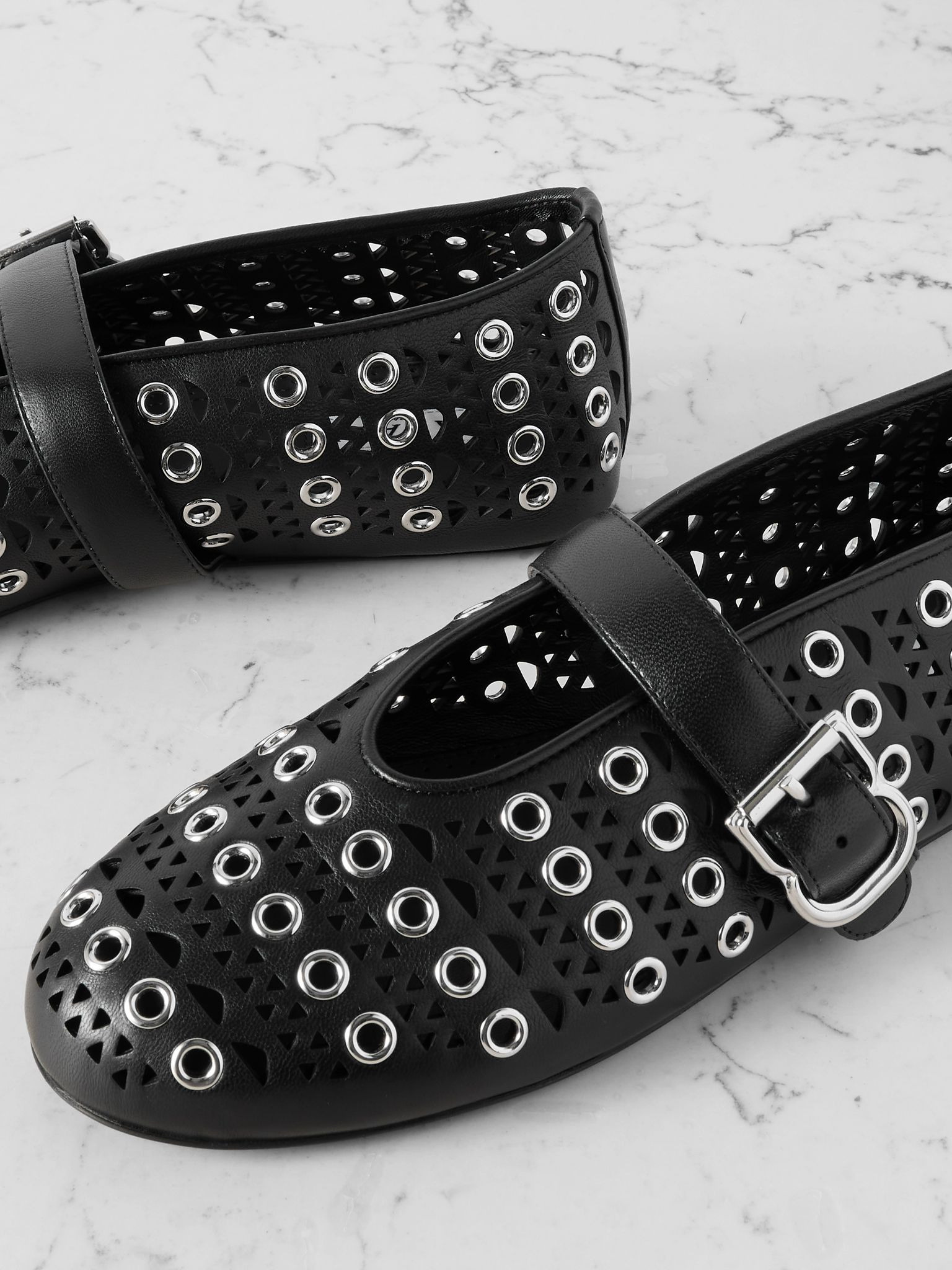 Vienne perforated eyelet-embellished leather ballet flats Black - 4