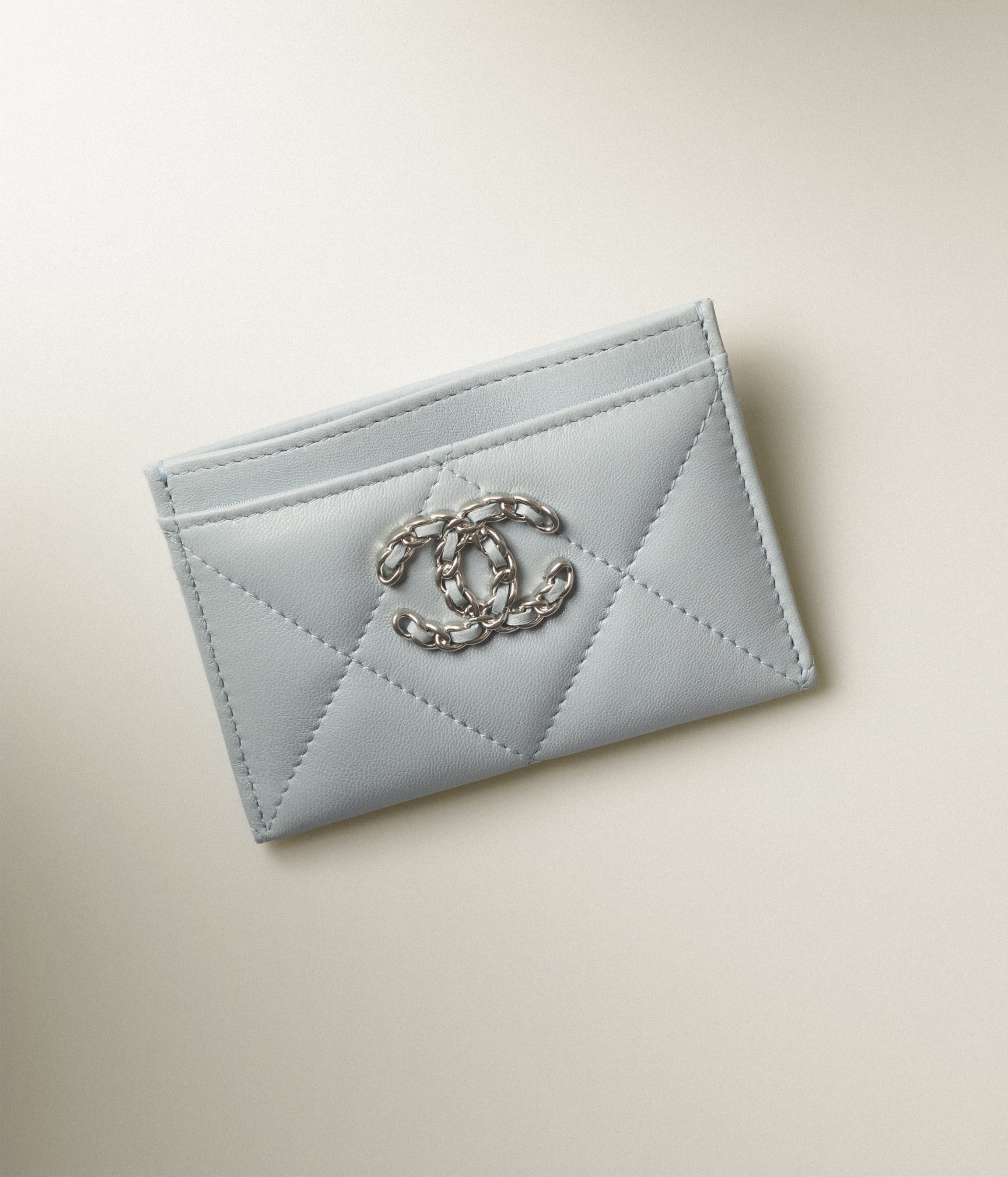 CHANEL 19 Card Holder - 1