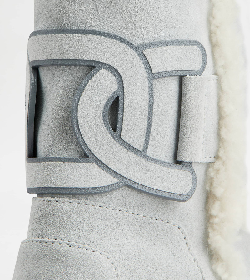 TOD'S W. G. ANKLE BOOTS IN SUEDE - LIGHT BLUE 5