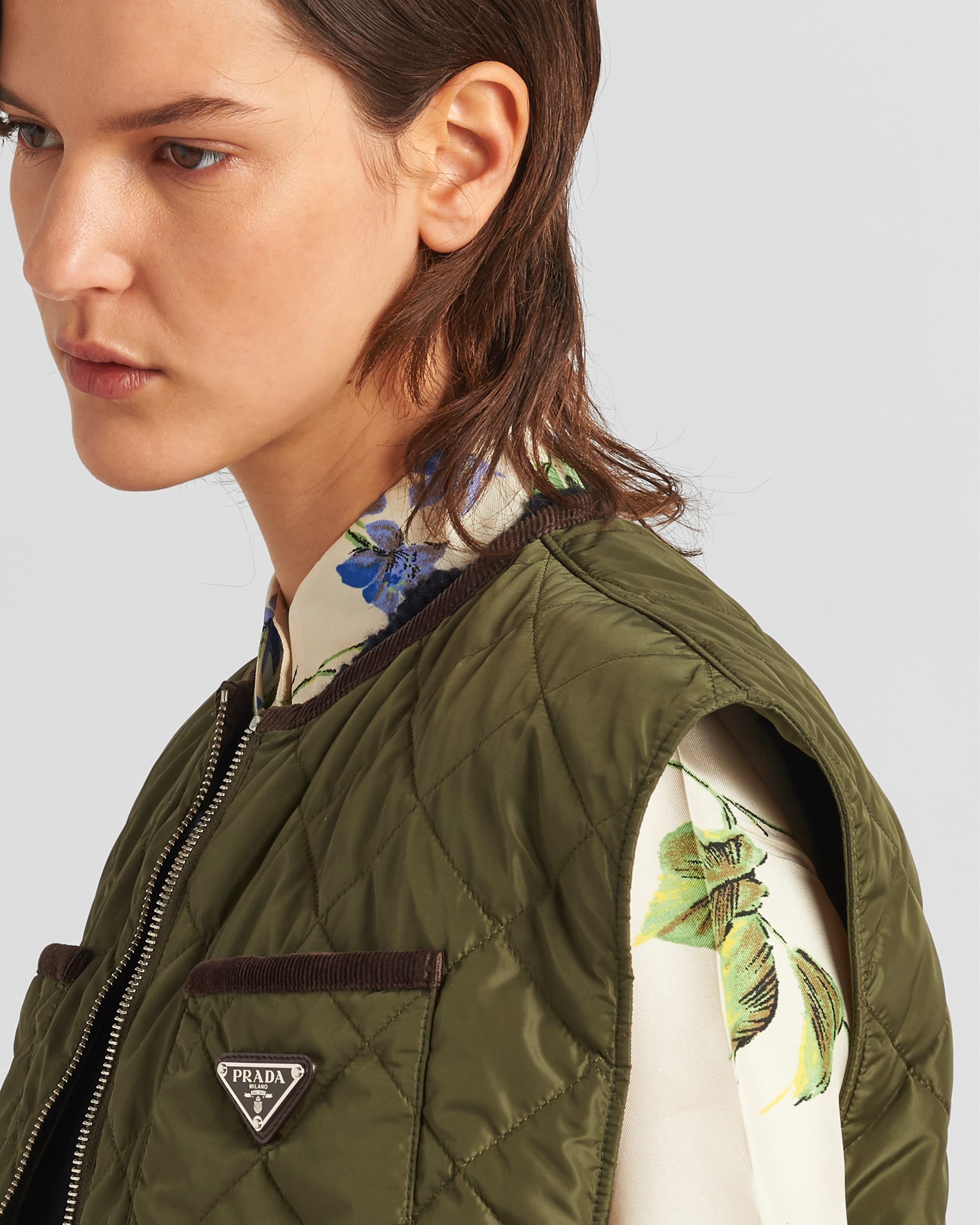 Quilted light Re-Nylon vest - 3
