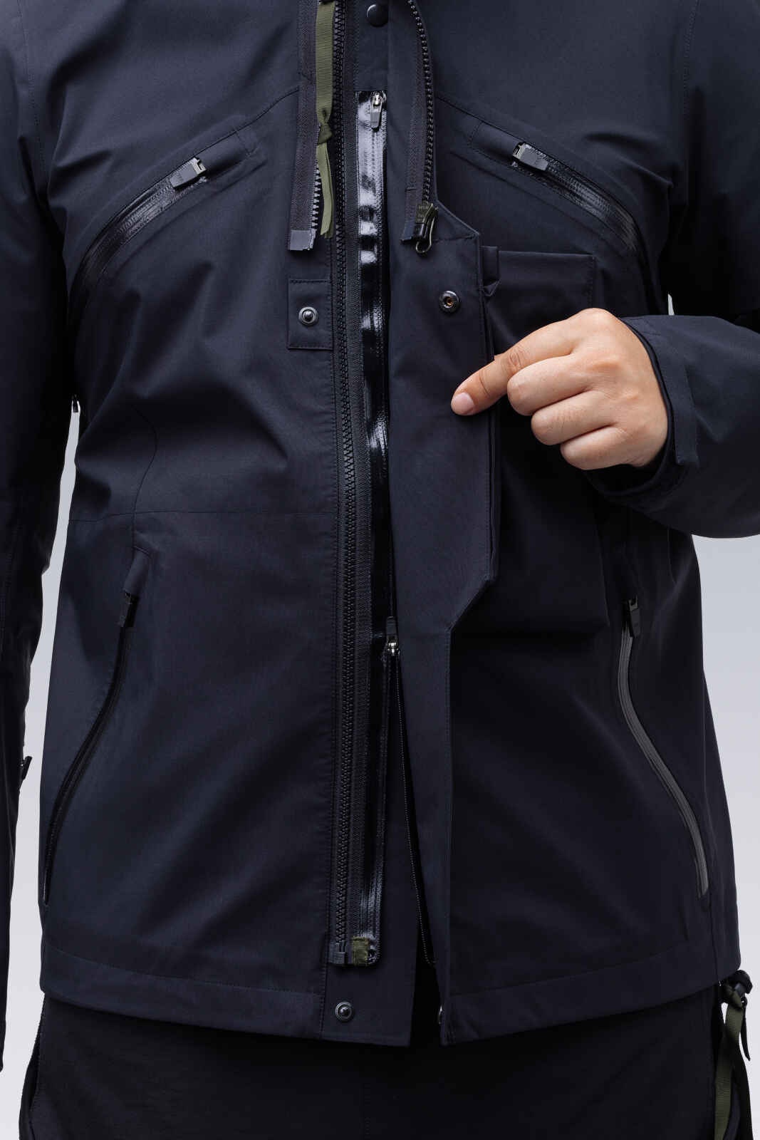 J1A-GT 3L Gore-Tex® Pro Interops Jacket Black - 17