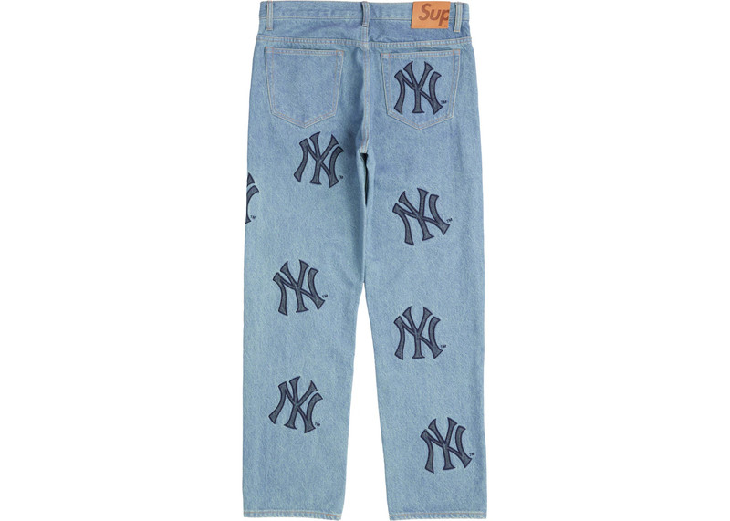 Supreme Supreme x New York Yankees Regular Jean Washed Blue outlook