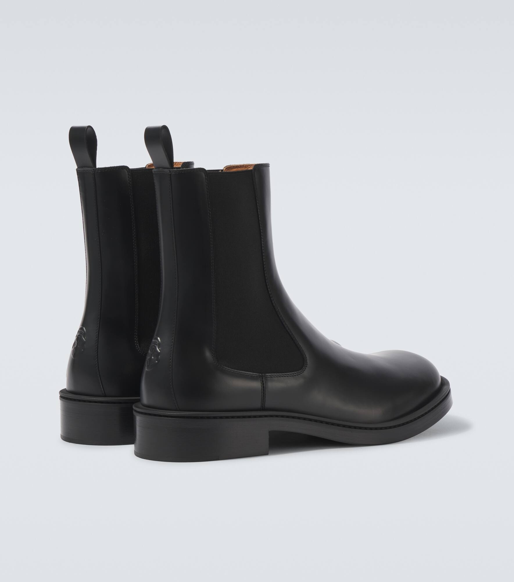 Leather Chelsea boots - 6